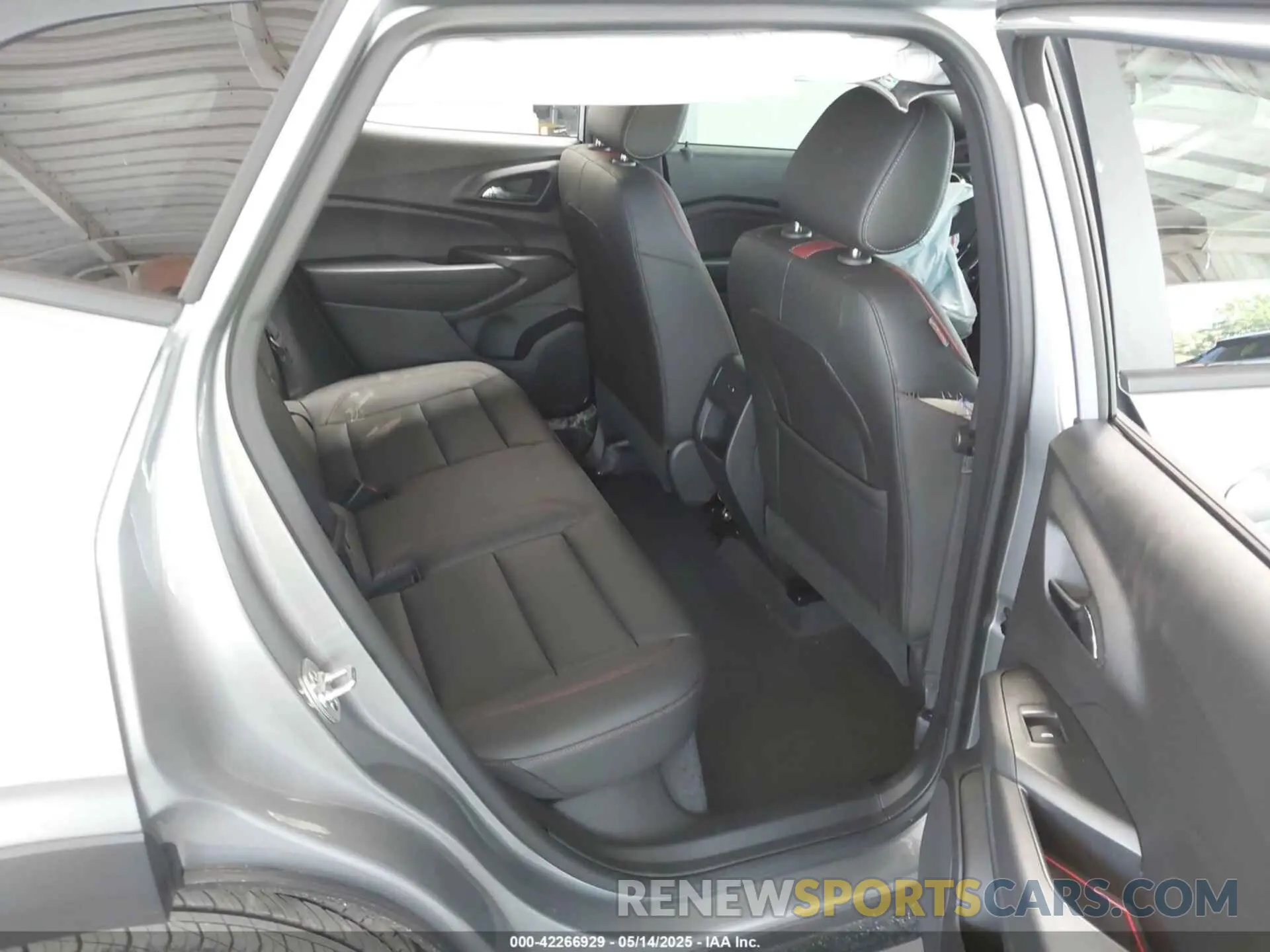 8 fotografías del automóvil dañado KL77LJEPXSC163836 CHEVROLET TRAX 2025