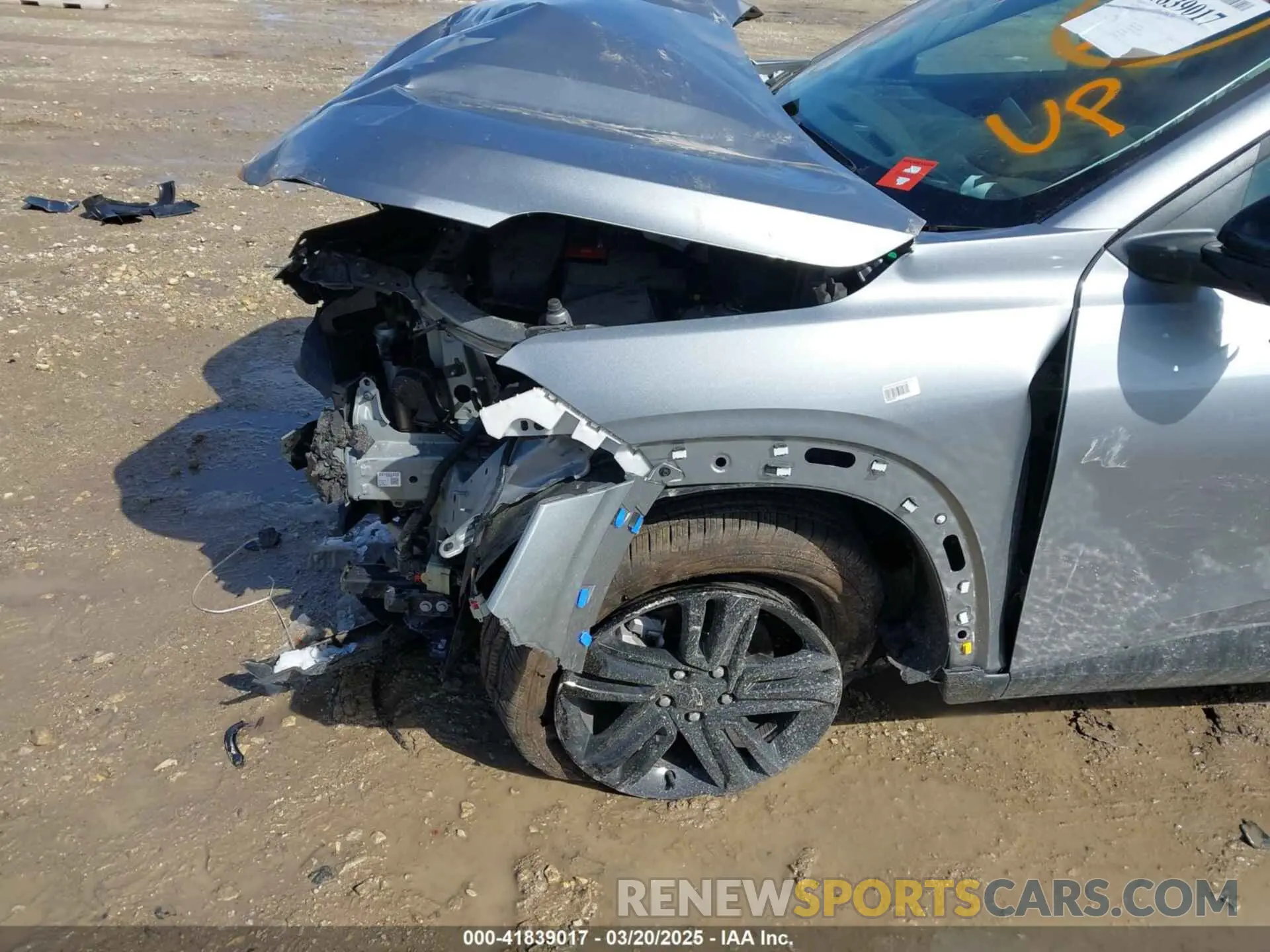 18 fotografías del automóvil dañado KL77LKEP0SC091907 CHEVROLET TRAX 2025