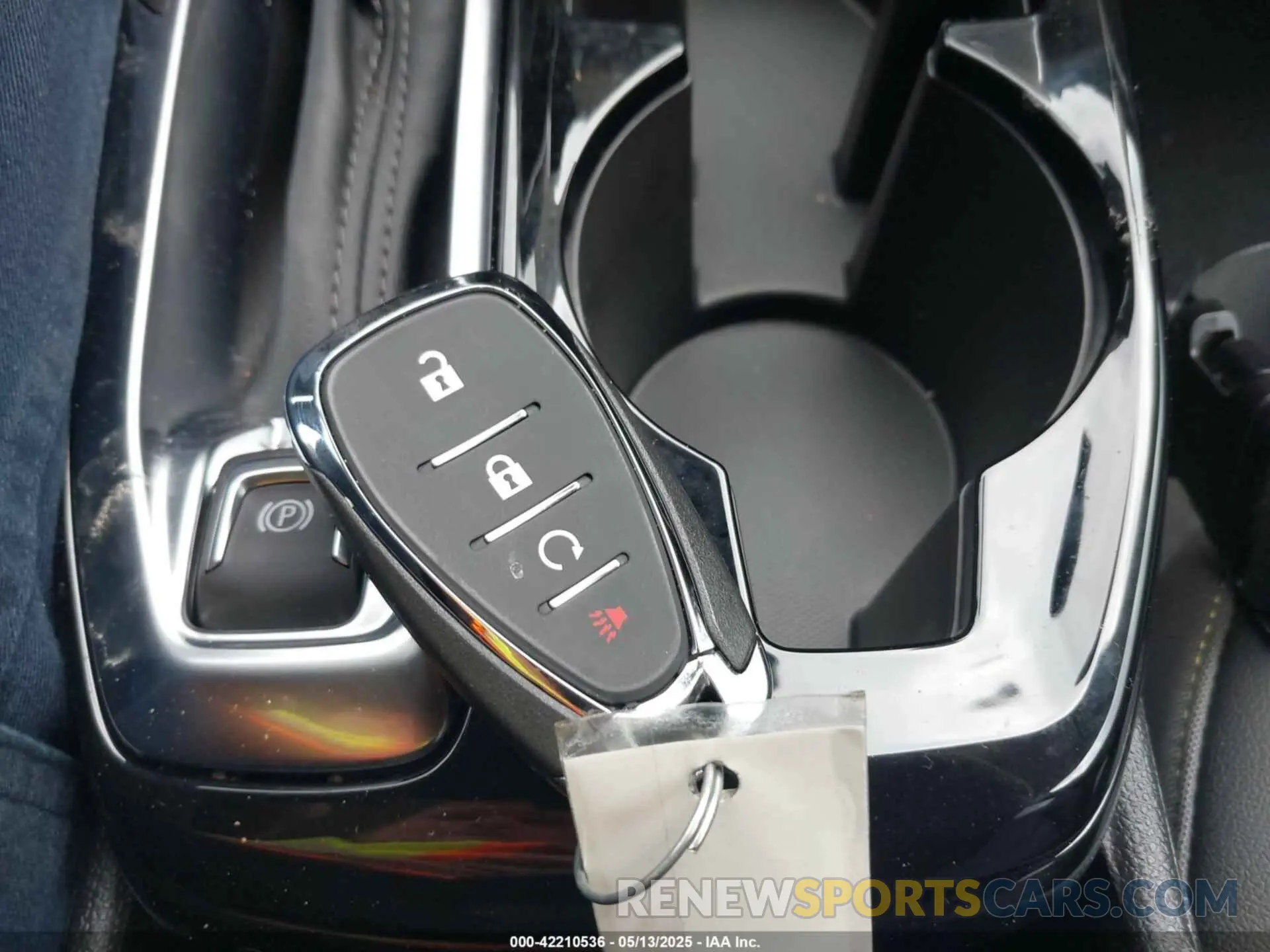 11 fotografías del automóvil dañado KL77LKEP2SC210881 CHEVROLET TRAX 2025