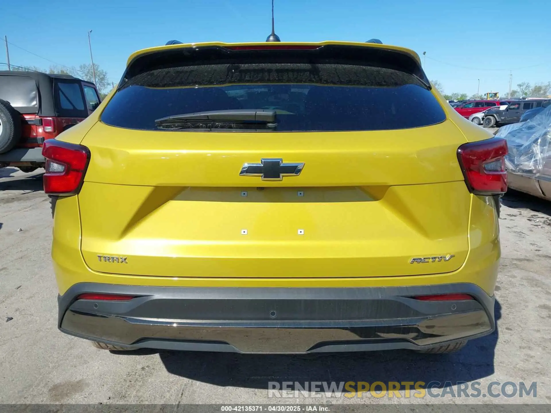 16 fotografías del automóvil dañado KL77LKEP4SC106926 CHEVROLET TRAX 2025