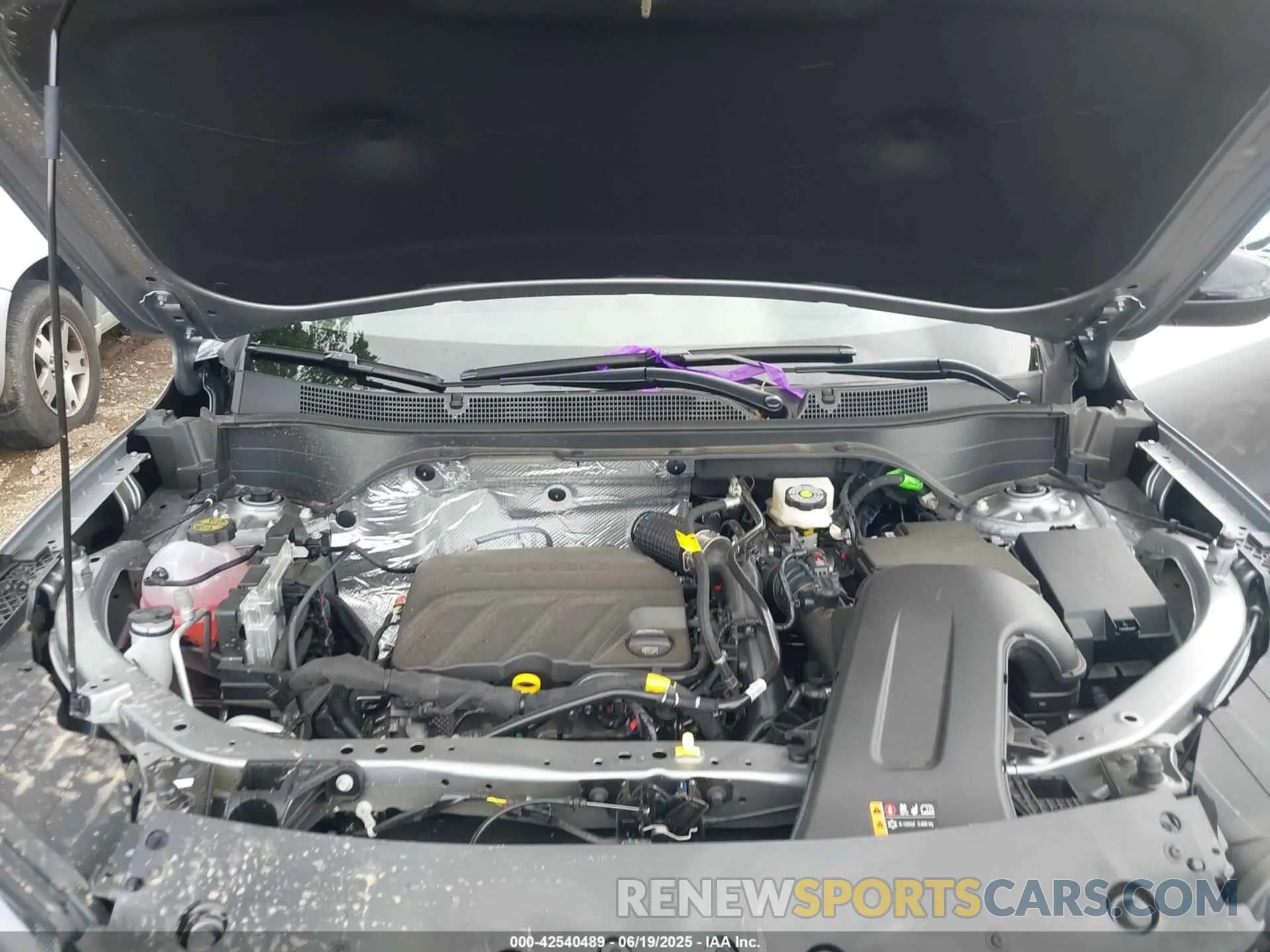 10 fotografías del automóvil dañado KL77LKEP5SC287809 CHEVROLET TRAX 2025