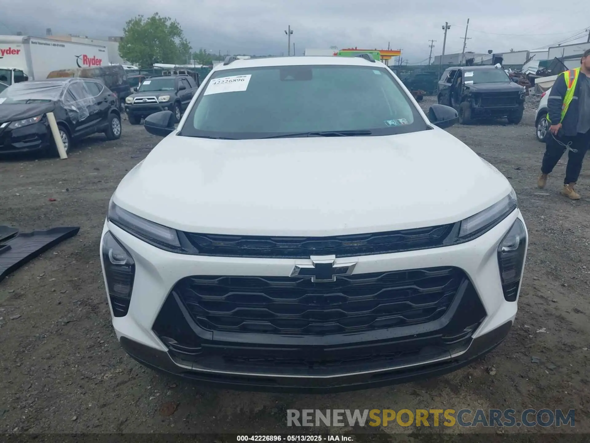 11 fotografías del automóvil dañado KL77LKEP9SC025856 CHEVROLET TRAX 2025