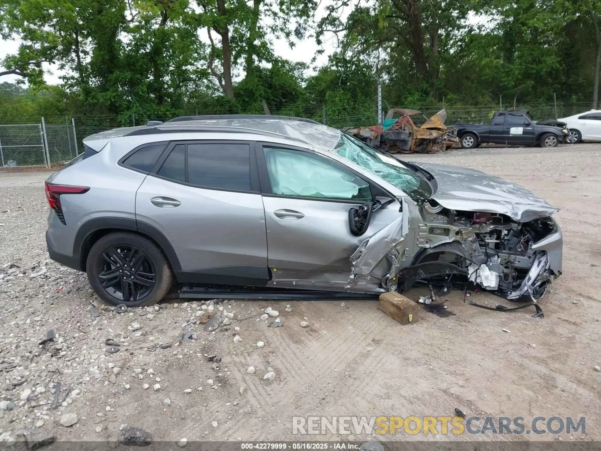 12 fotografías del automóvil dañado KL77LKEPXSC161932 CHEVROLET TRAX 2025