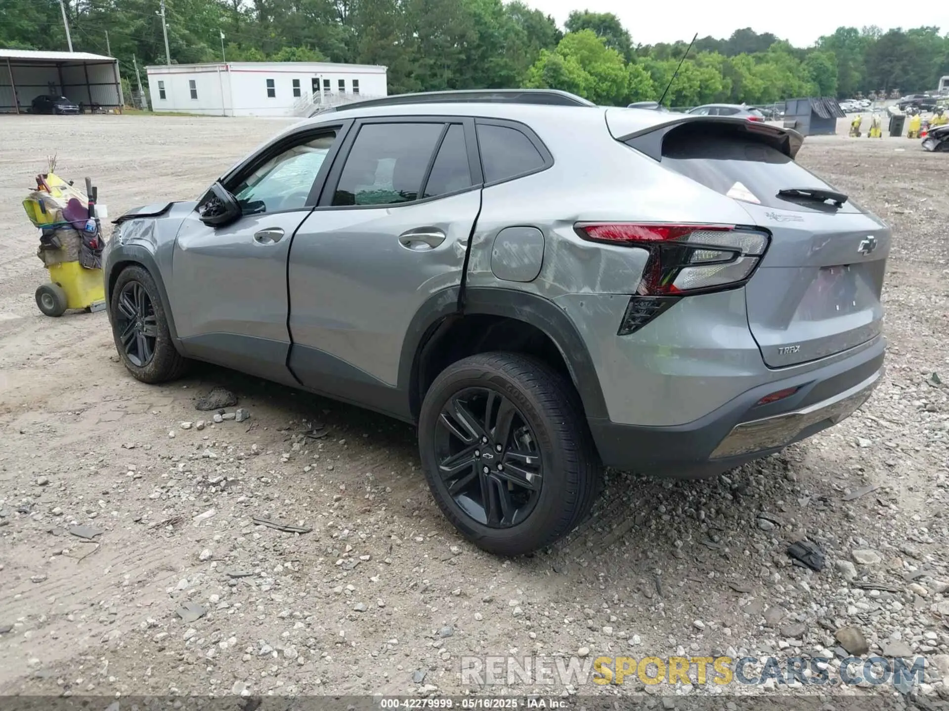 3 fotografías del automóvil dañado KL77LKEPXSC161932 CHEVROLET TRAX 2025