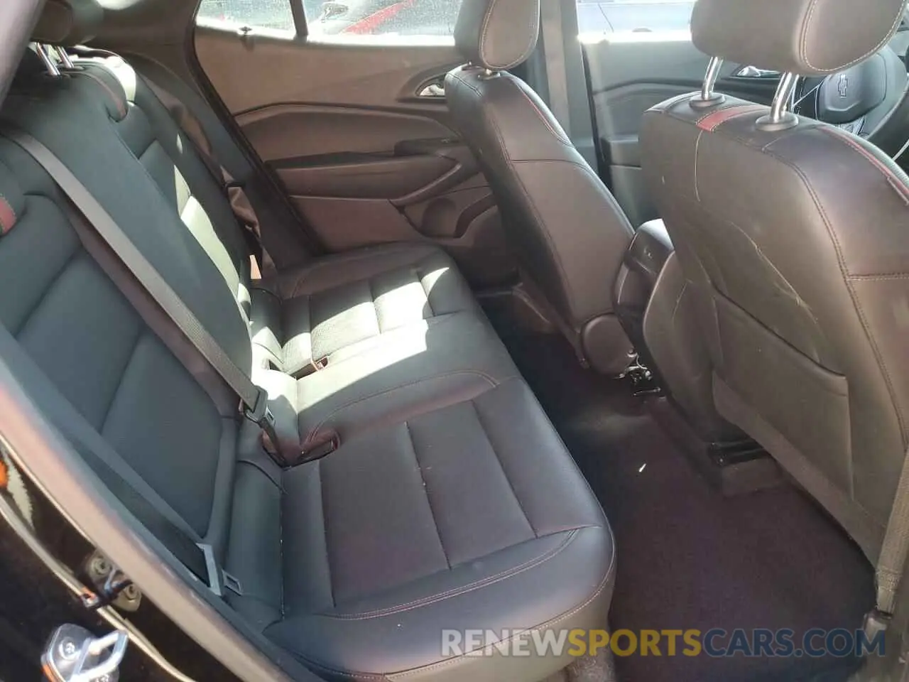 11 fotografías del automóvil dañado KL77LJE23RC082949 CHEVROLET TRAX 2RS 2024