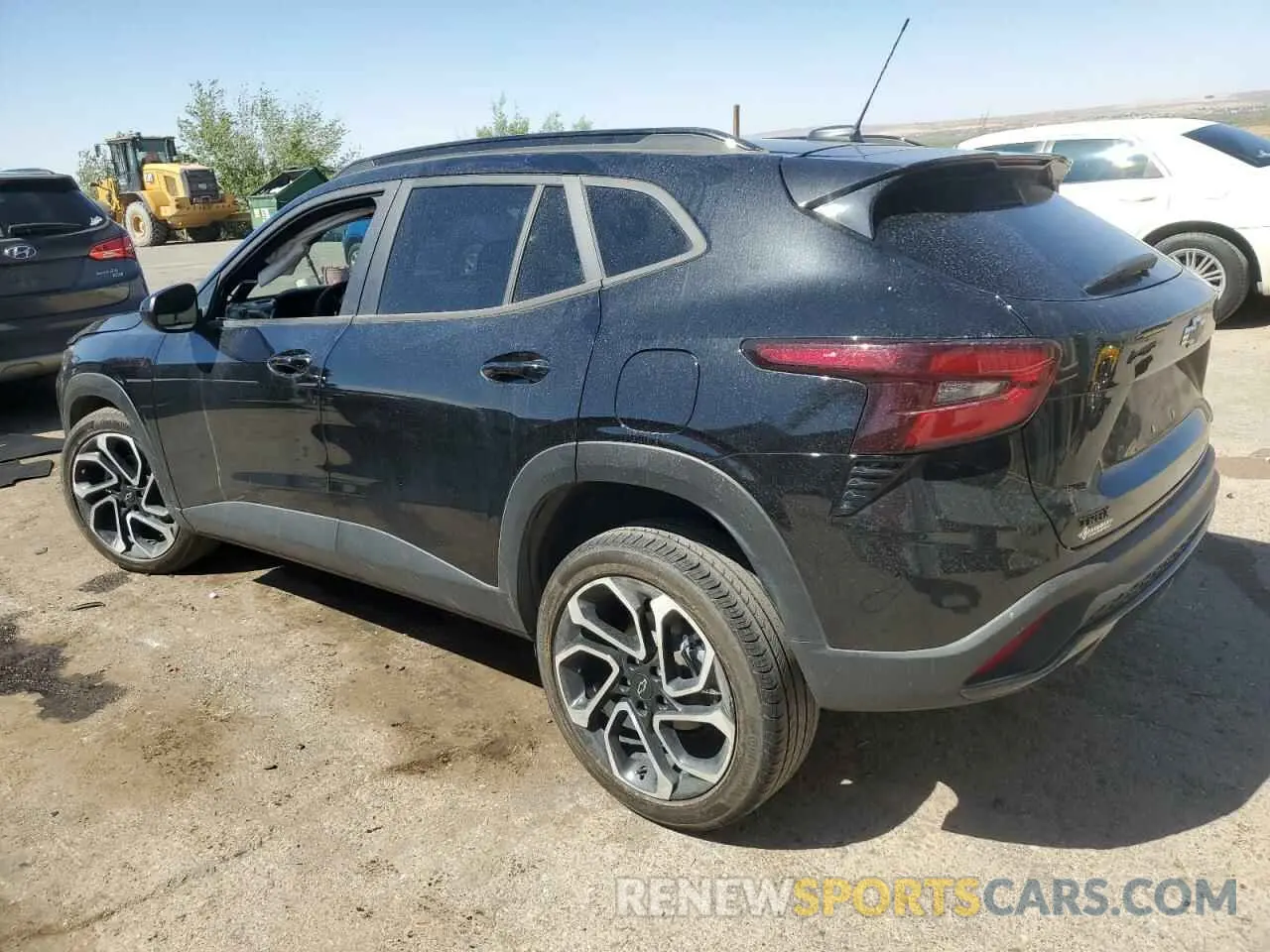 2 fotografías del automóvil dañado KL77LJE23RC082949 CHEVROLET TRAX 2RS 2024