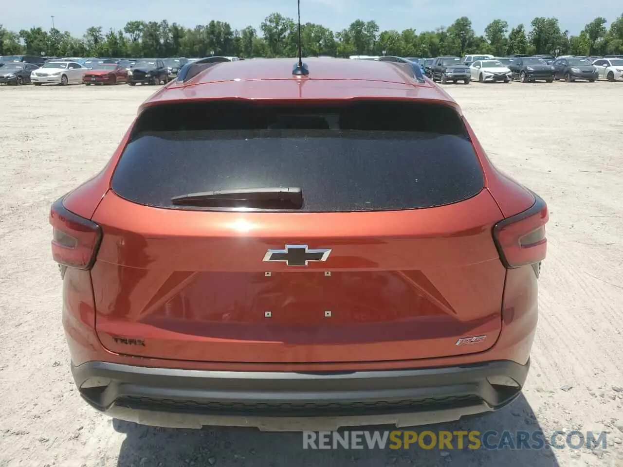 6 fotografías del automóvil dañado KL77LJE26RC082721 CHEVROLET TRAX 2RS 2024