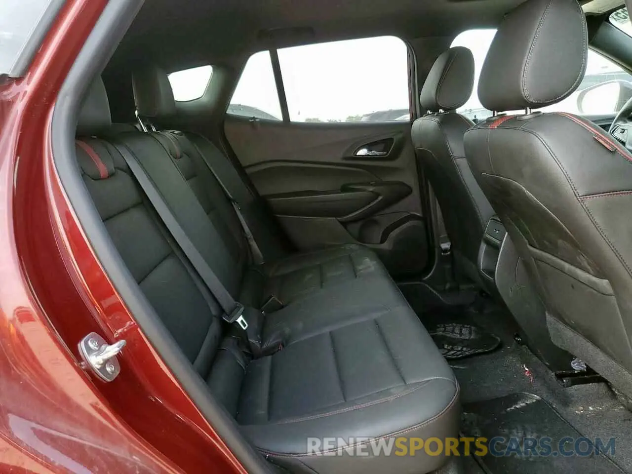11 fotografías del automóvil dañado KL77LJE26RC213839 CHEVROLET TRAX 2RS 2024