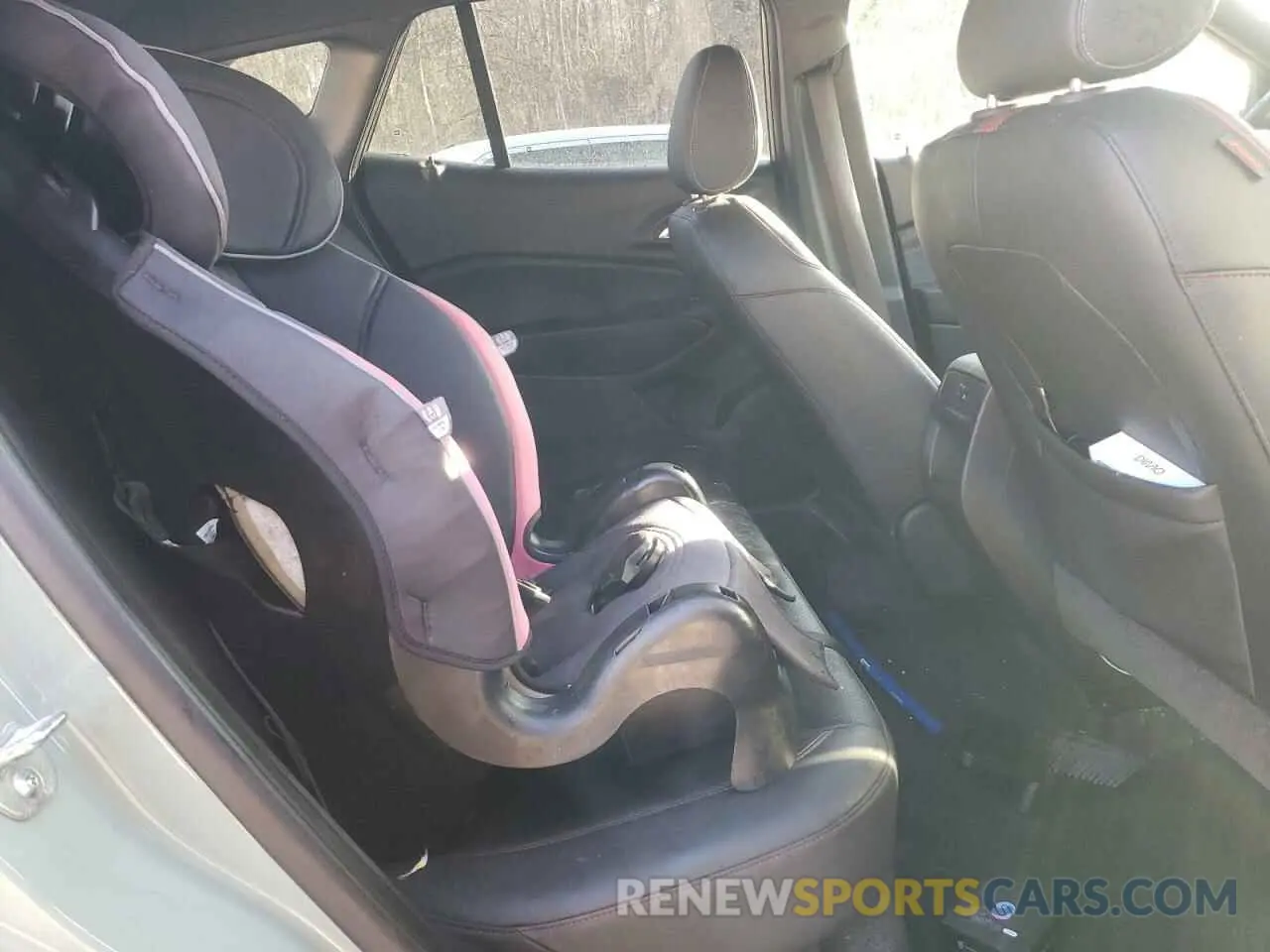 11 fotografías del automóvil dañado KL77LJE27RC163212 CHEVROLET TRAX 2RS 2024