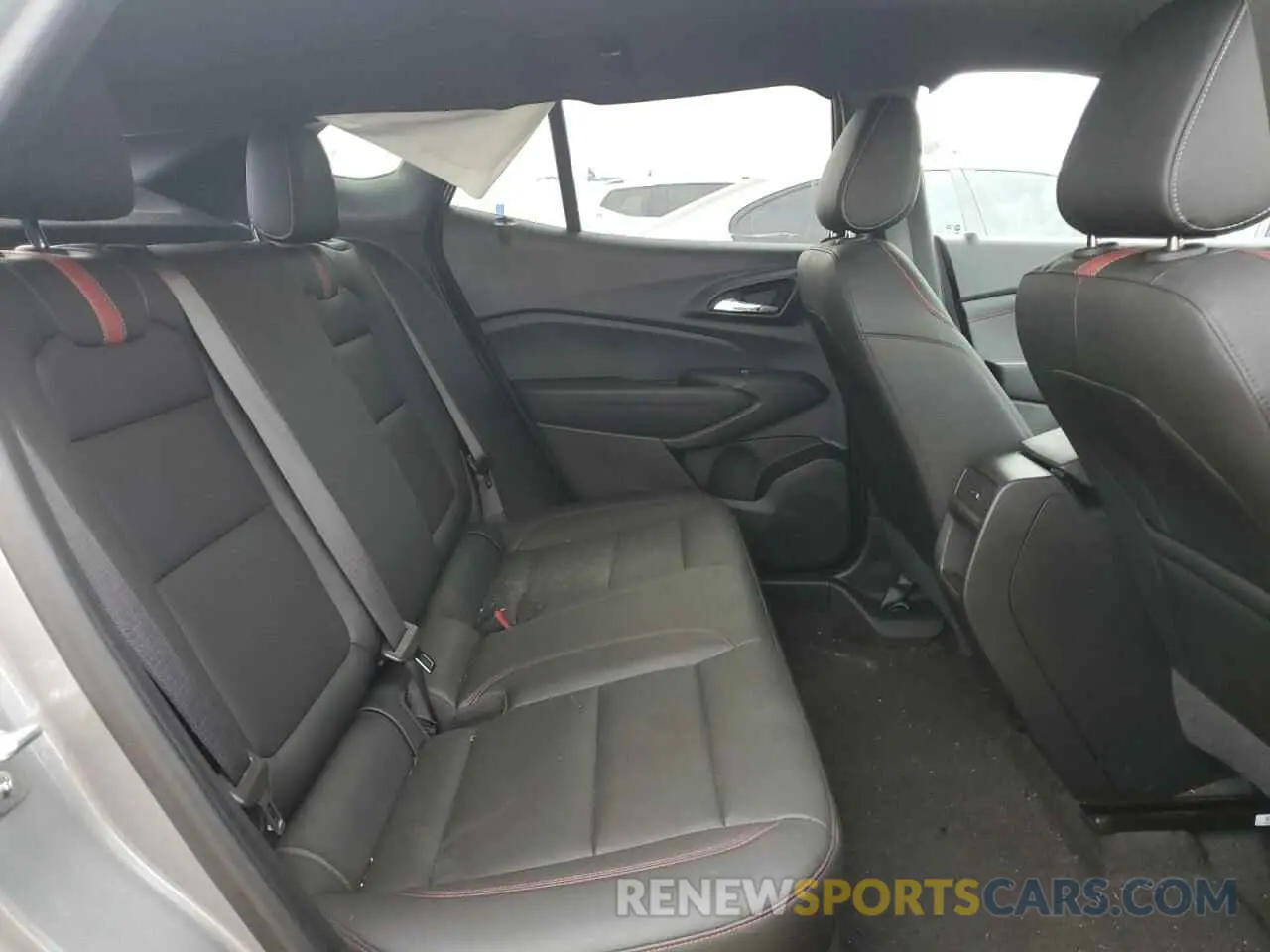 10 fotografías del automóvil dañado KL77LJE27RC200520 CHEVROLET TRAX 2RS 2024