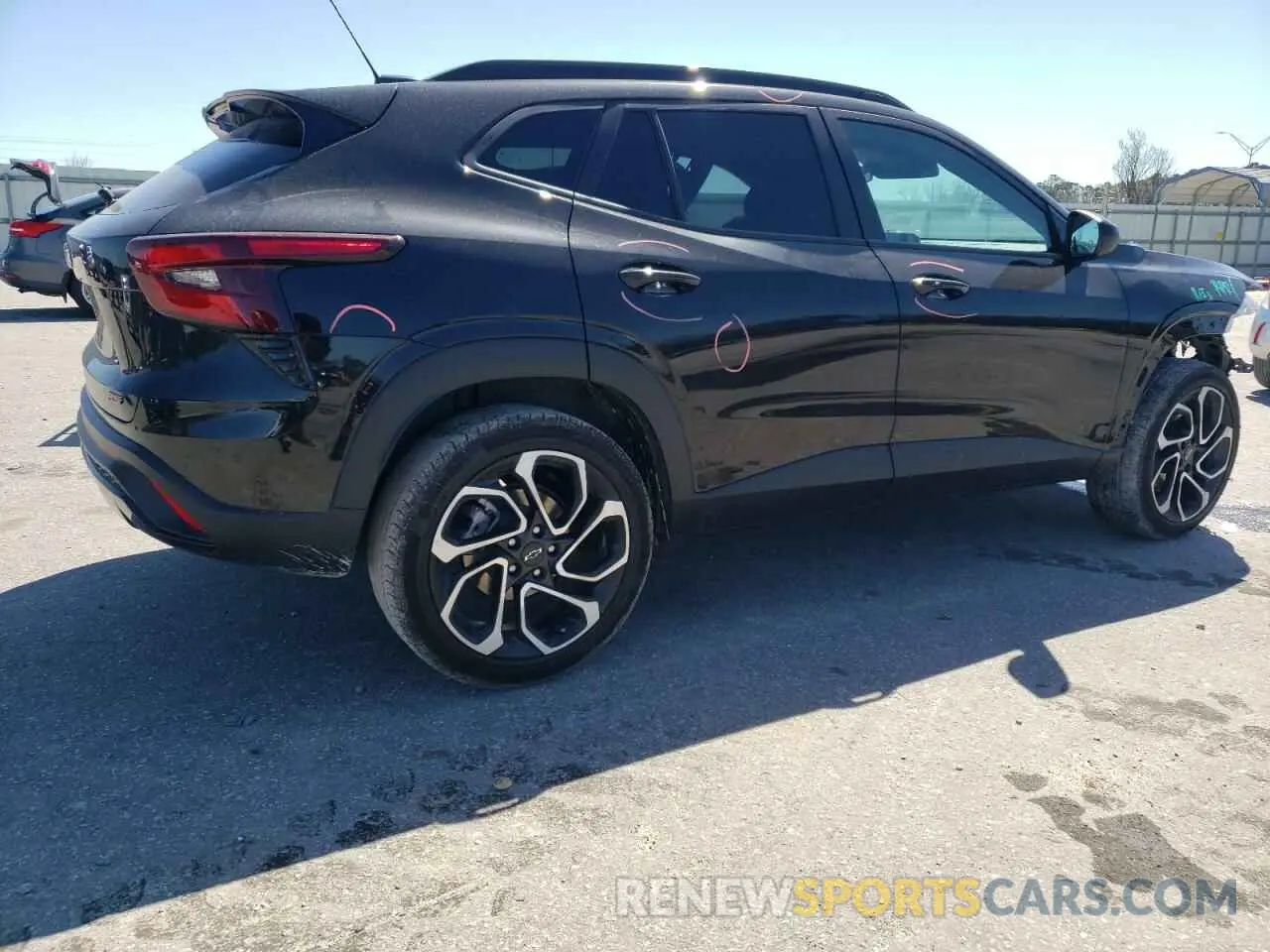3 fotografías del automóvil dañado KL77LJE28RC022536 CHEVROLET TRAX 2RS 2024
