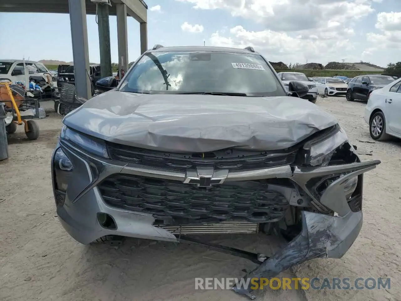5 fotografías del automóvil dañado KL77LJEP1SC165765 CHEVROLET TRAX 2RS 2025