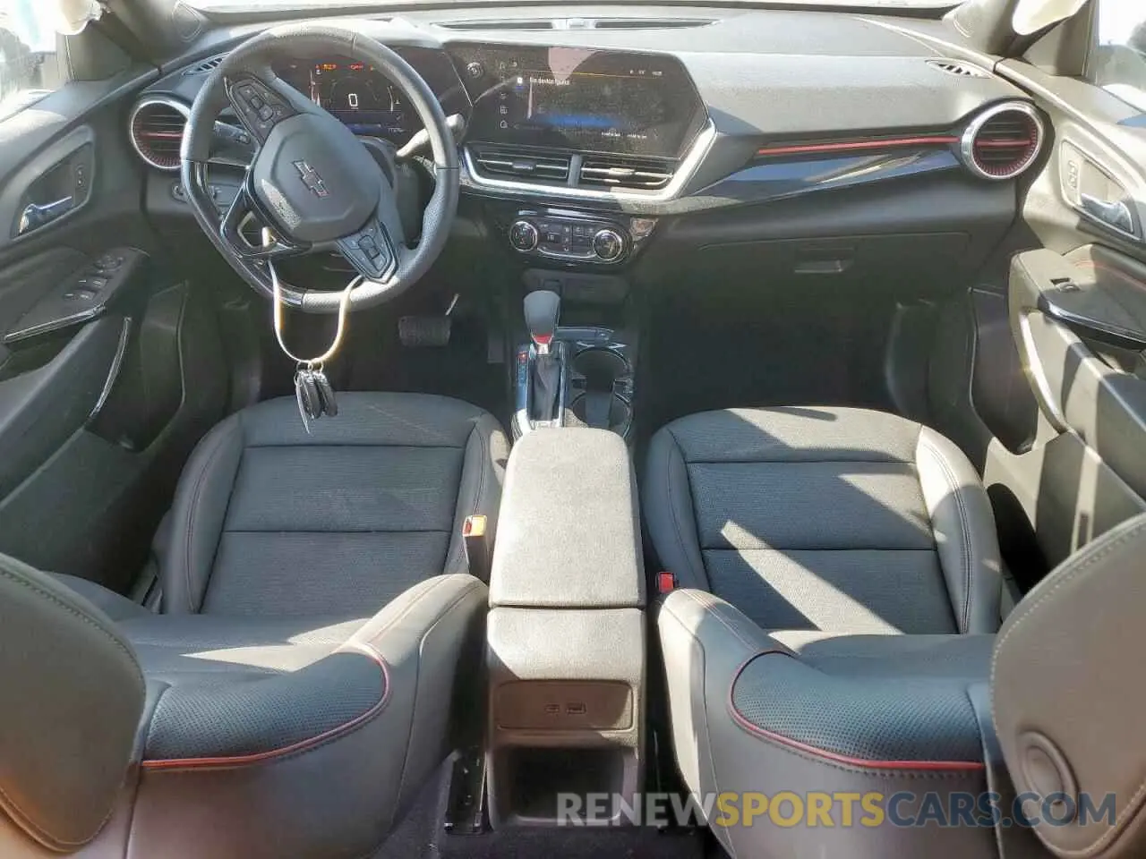 8 fotografías del automóvil dañado KL77LJEP2SC032433 CHEVROLET TRAX 2RS 2025