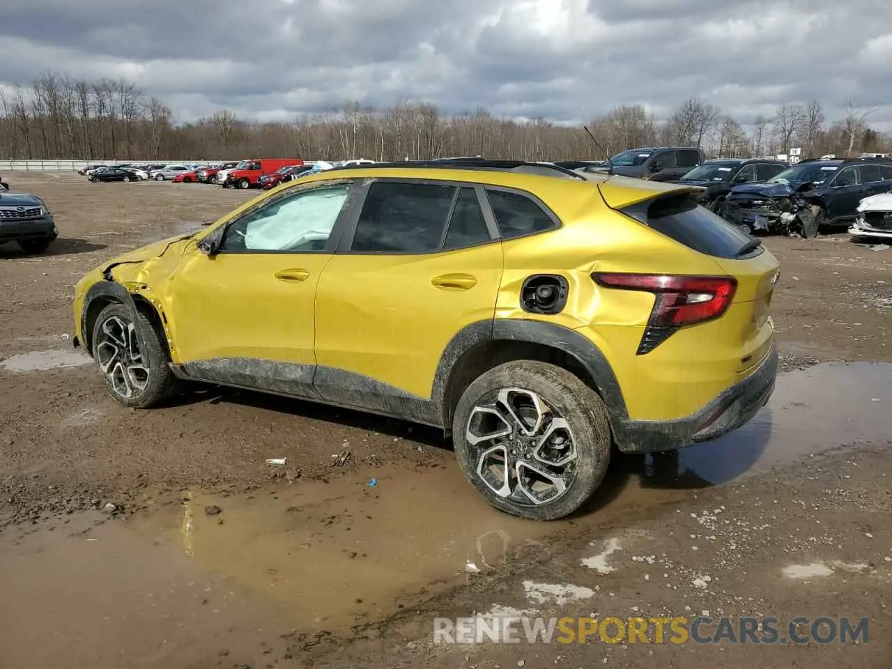 2 fotografías del automóvil dañado KL77LJEP4SC080158 CHEVROLET TRAX 2RS 2025