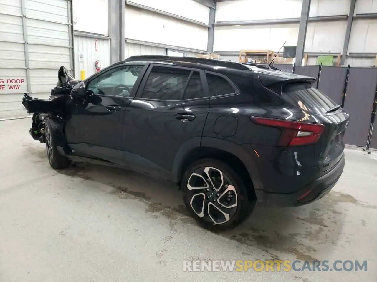 2 fotografías del automóvil dañado KL77LJEP7SC070515 CHEVROLET TRAX 2RS 2025