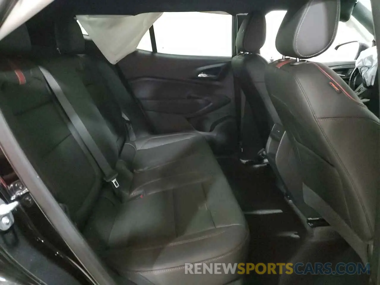 11 fotografías del automóvil dañado KL77LJEP7SC071096 CHEVROLET TRAX 2RS 2025
