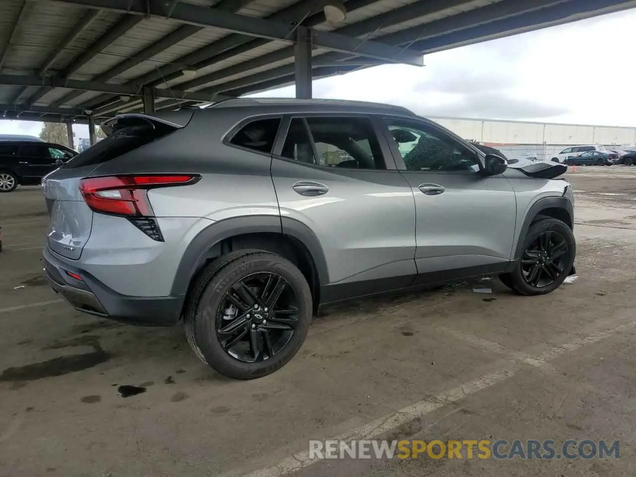 3 fotografías del automóvil dañado KL77LKE21RC207825 CHEVROLET TRAX ACTIV 2024