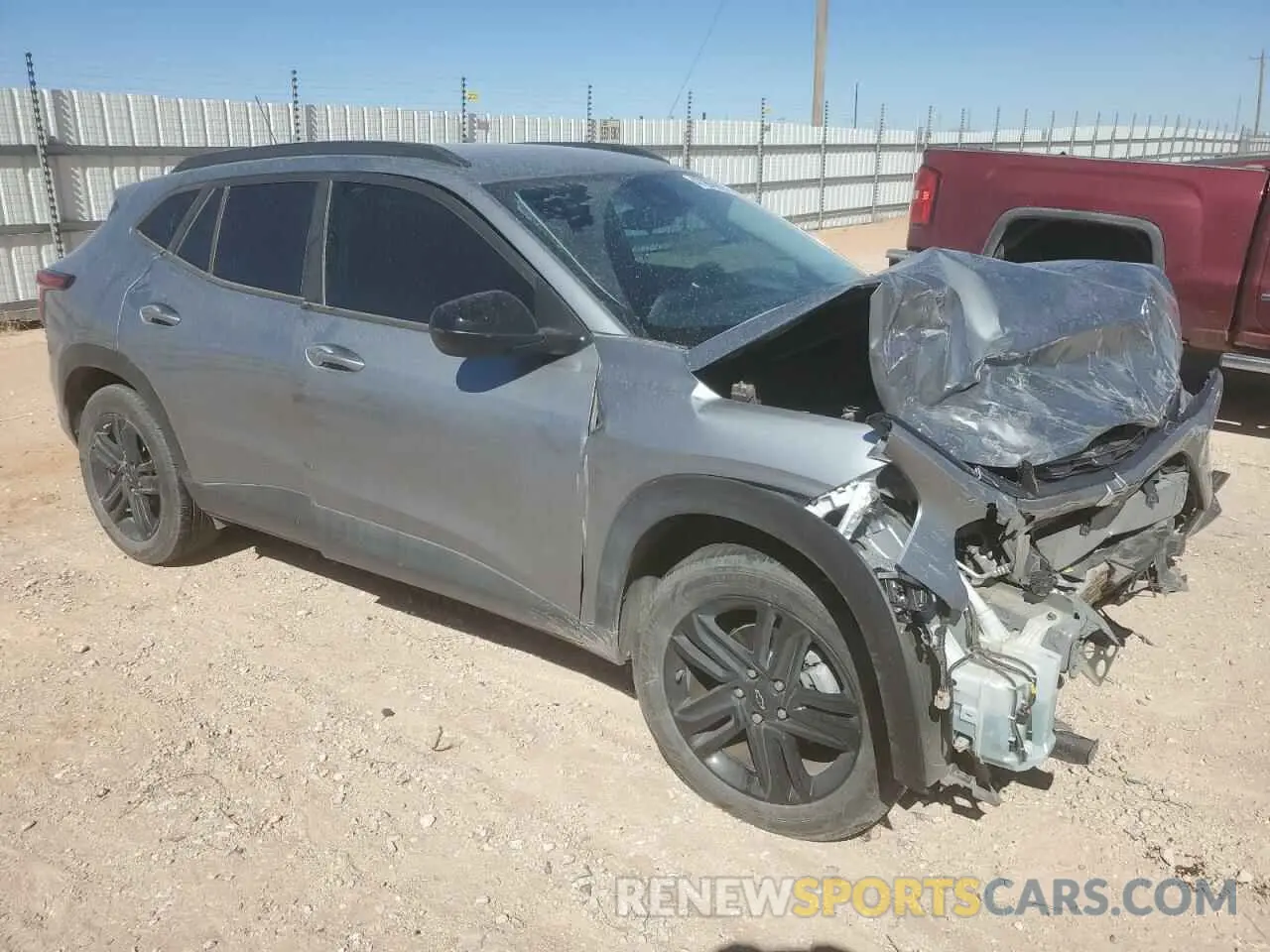 4 fotografías del automóvil dañado KL77LKE22RC159901 CHEVROLET TRAX ACTIV 2024