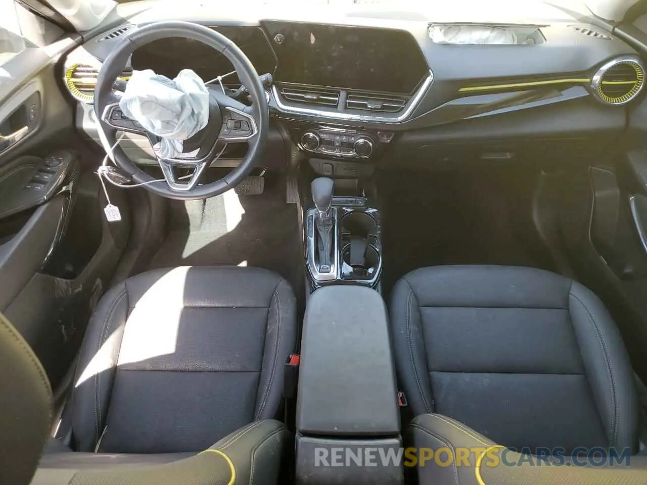 8 fotografías del automóvil dañado KL77LKE2XRC023385 CHEVROLET TRAX ACTIV 2024