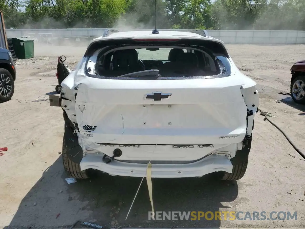 6 fotografías del automóvil dañado KL77LKEP2SC044927 CHEVROLET TRAX ACTIV 2025