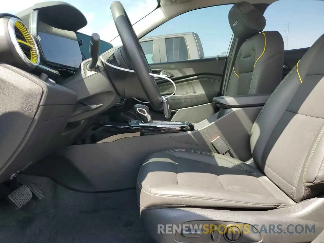 7 fotografías del automóvil dañado KL77LKEP2SC047911 CHEVROLET TRAX ACTIV 2025