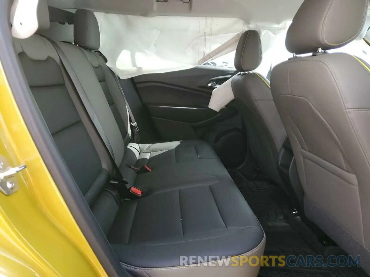 10 fotografías del automóvil dañado KL77LKEP2SC110862 CHEVROLET TRAX ACTIV 2025