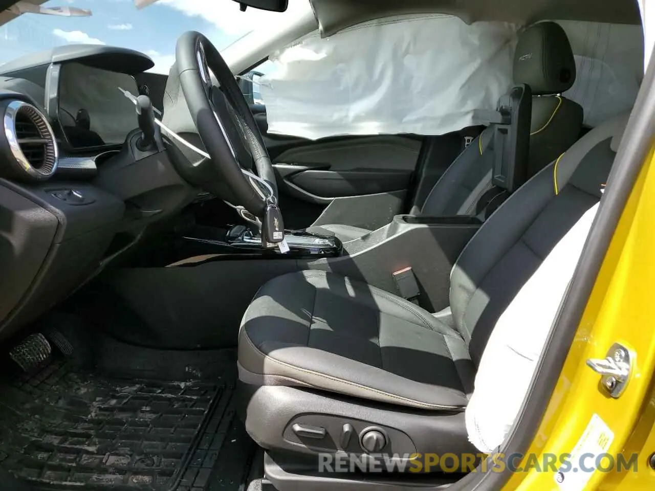 7 fotografías del automóvil dañado KL77LKEP2SC110862 CHEVROLET TRAX ACTIV 2025