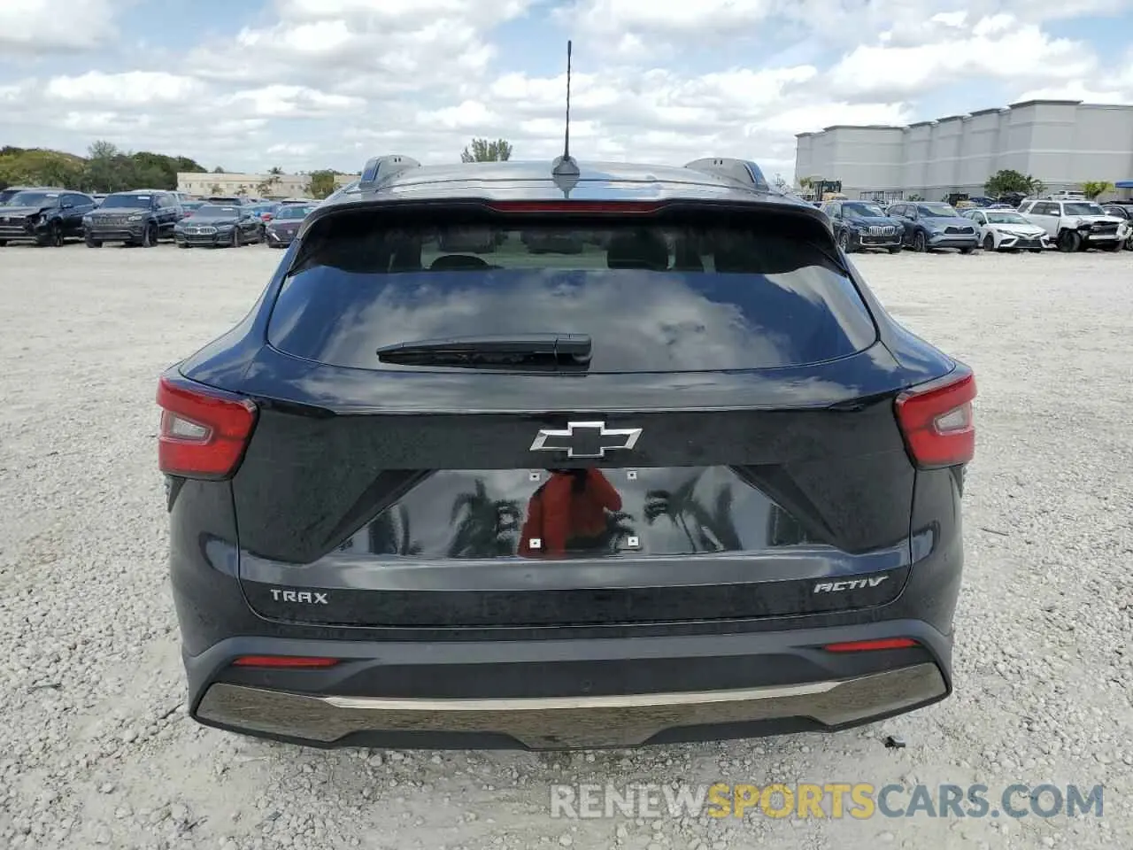 6 fotografías del automóvil dañado KL77LKEP5SC166245 CHEVROLET TRAX ACTIV 2025