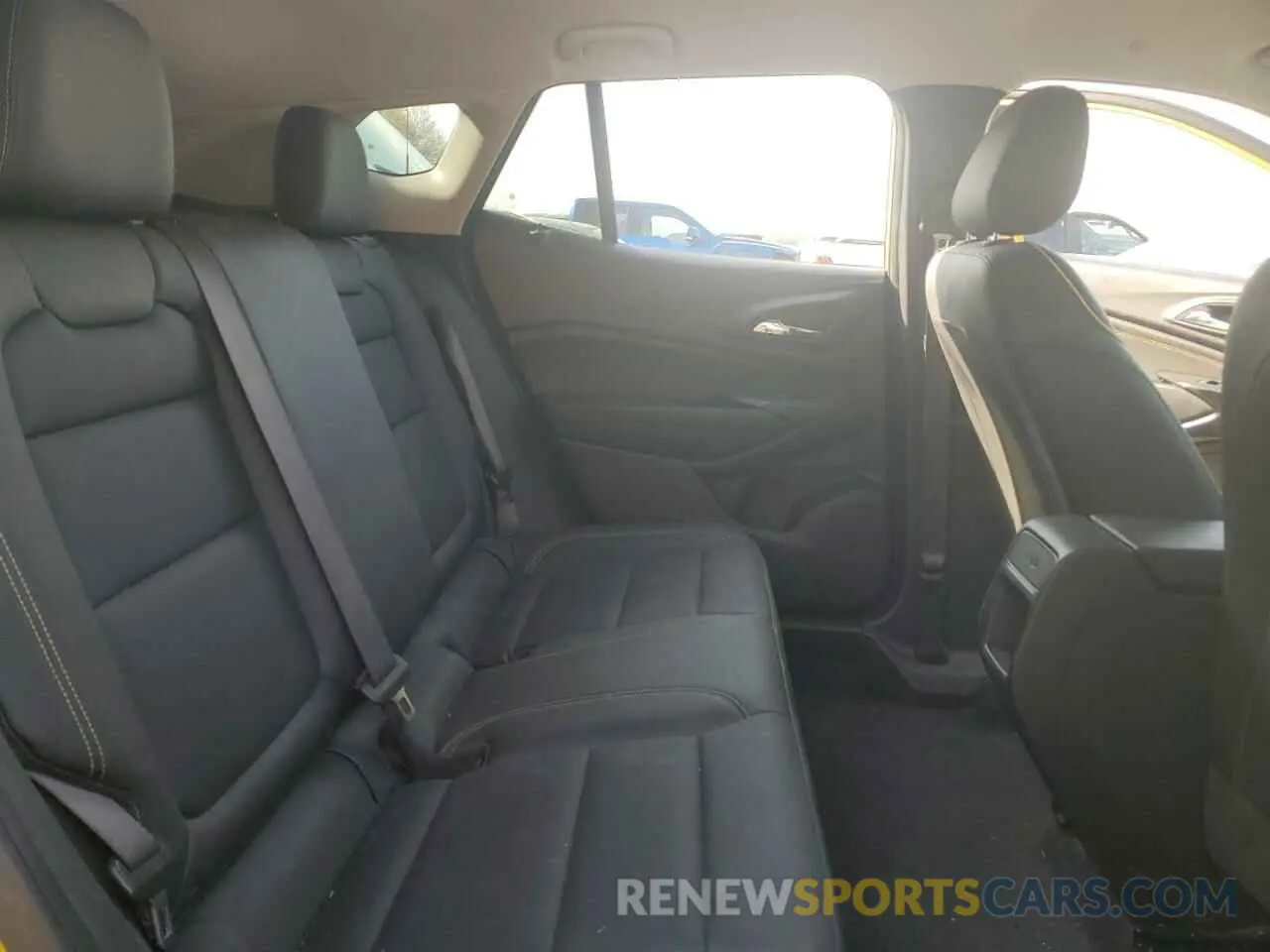 10 fotografías del automóvil dañado KL77LKEP7SC049394 CHEVROLET TRAX ACTIV 2025