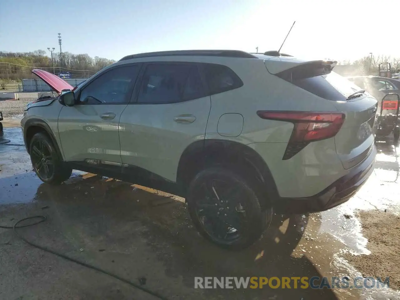 2 fotografías del automóvil dañado KL77LKEP9SC021242 CHEVROLET TRAX ACTIV 2025
