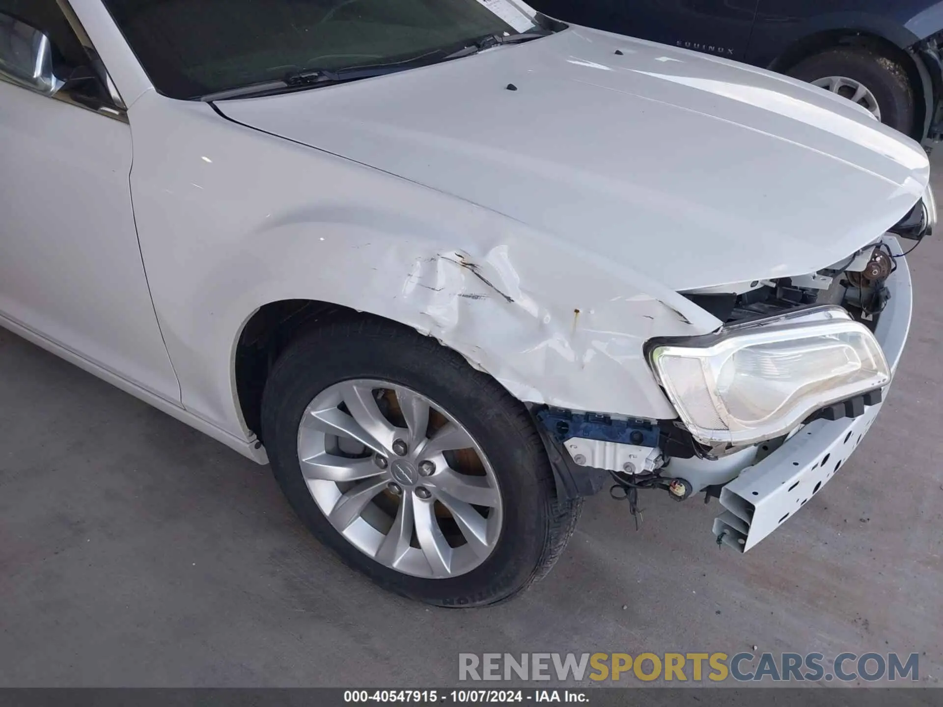 18 fotografías del automóvil dañado 2C3CCAAG0KH663125 CHRYSLER 300 2019