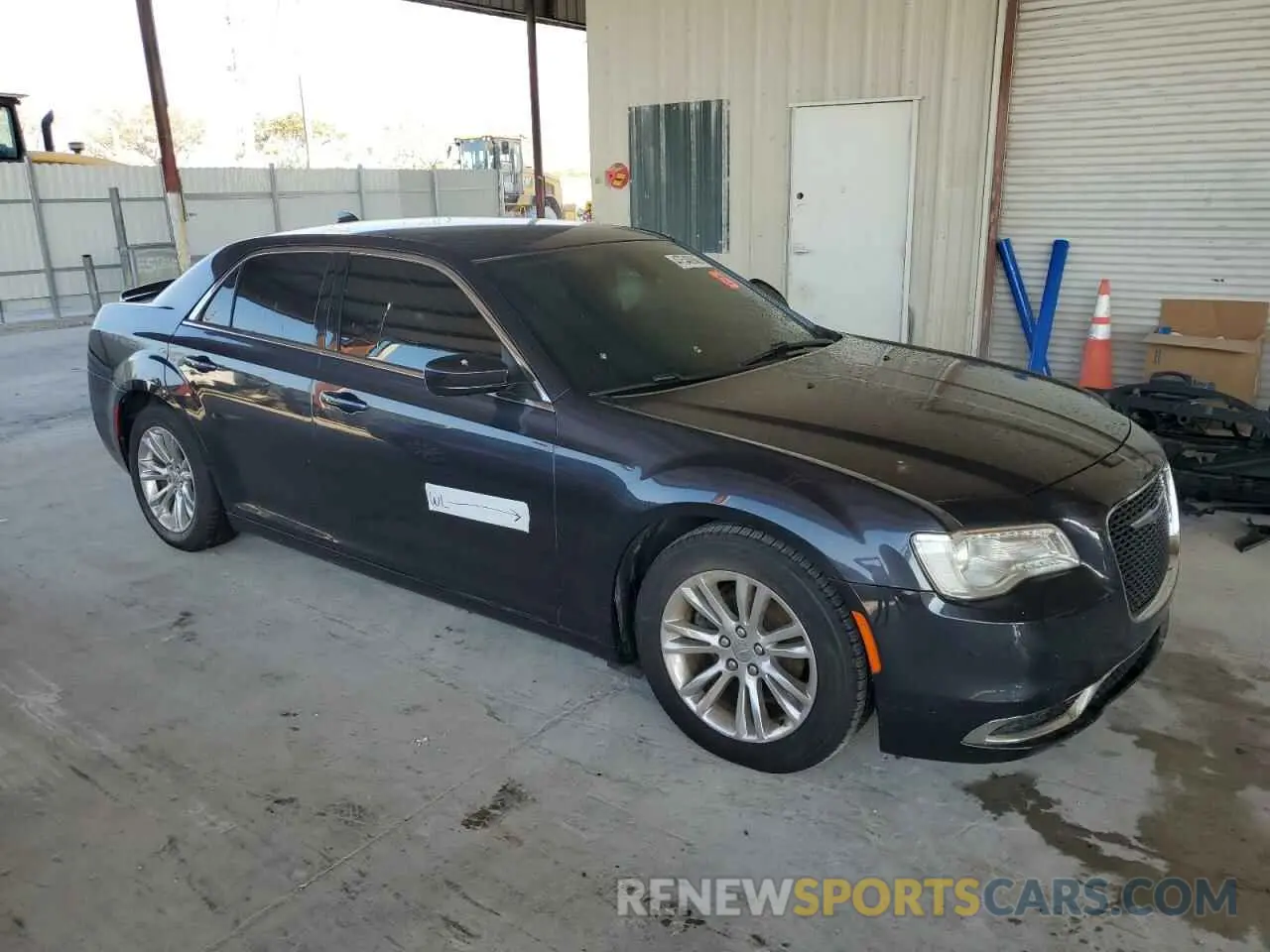 4 fotografías del automóvil dañado 2C3CCAAG2KH565231 CHRYSLER 300 2019