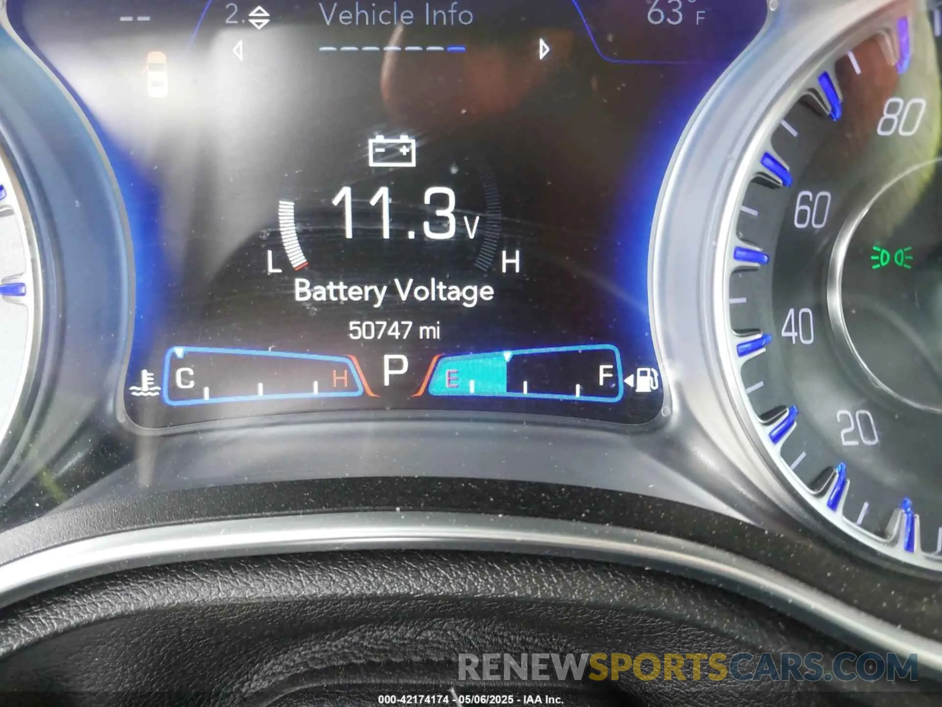 15 fotografías del automóvil dañado 2C3CCAAG2KH582515 CHRYSLER 300 2019