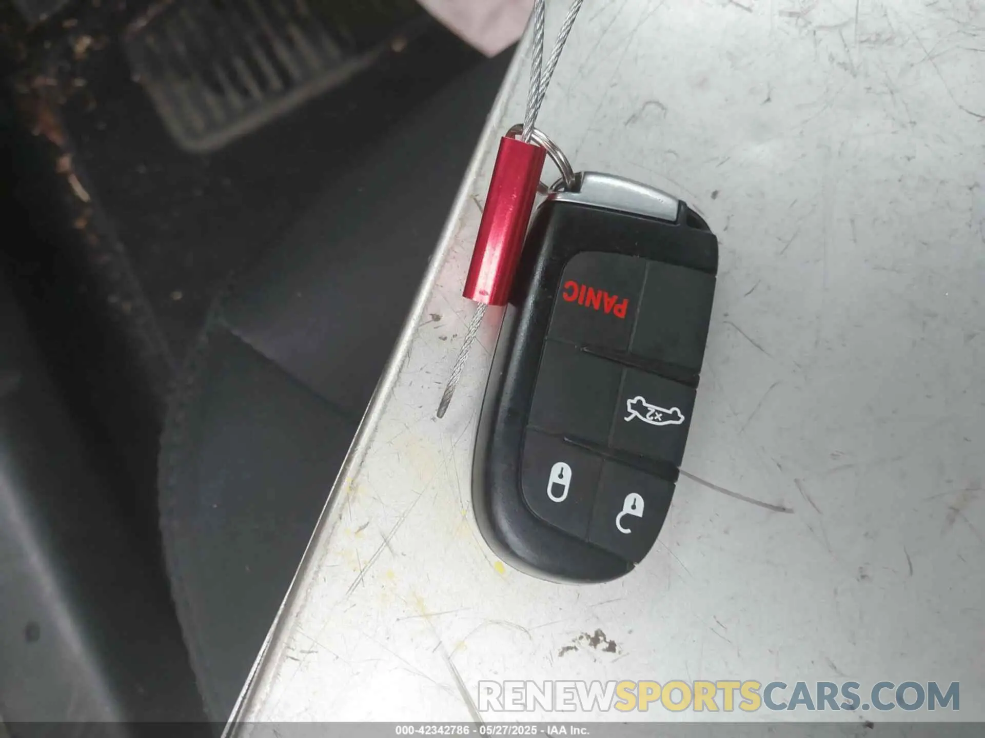 11 fotografías del automóvil dañado 2C3CCAAG2KH739315 CHRYSLER 300 2019