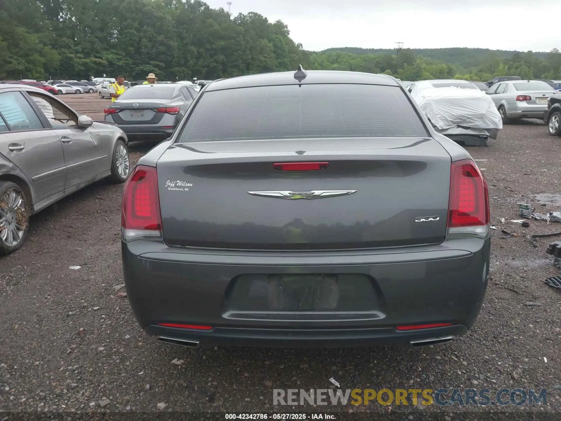 16 fotografías del automóvil dañado 2C3CCAAG2KH739315 CHRYSLER 300 2019