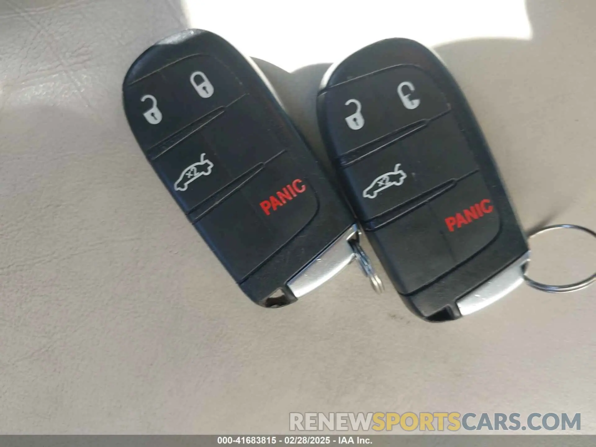 11 fotografías del automóvil dañado 2C3CCAAG2KH745924 CHRYSLER 300 2019