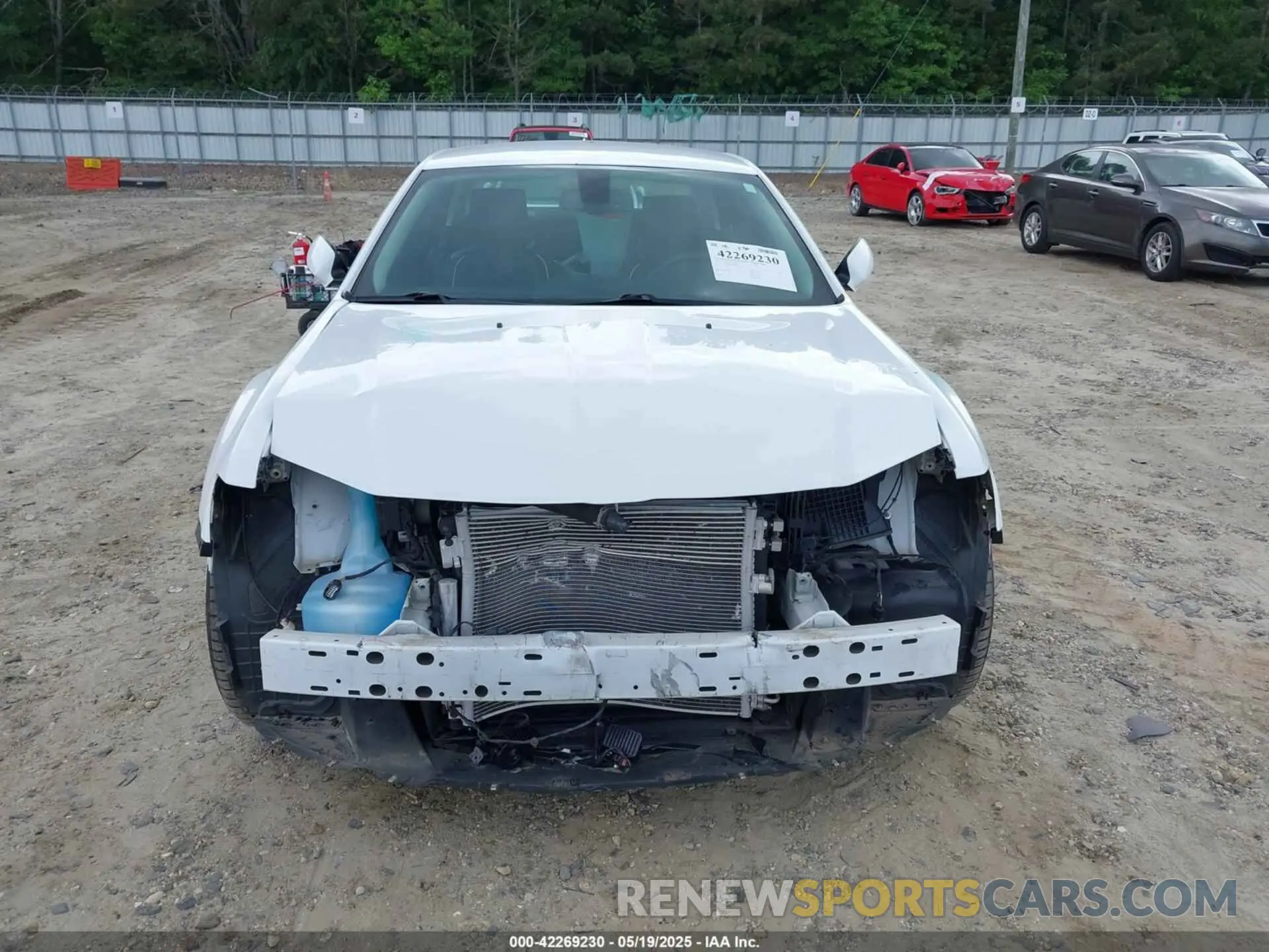 13 fotografías del automóvil dañado 2C3CCAAG3KH602030 CHRYSLER 300 2019