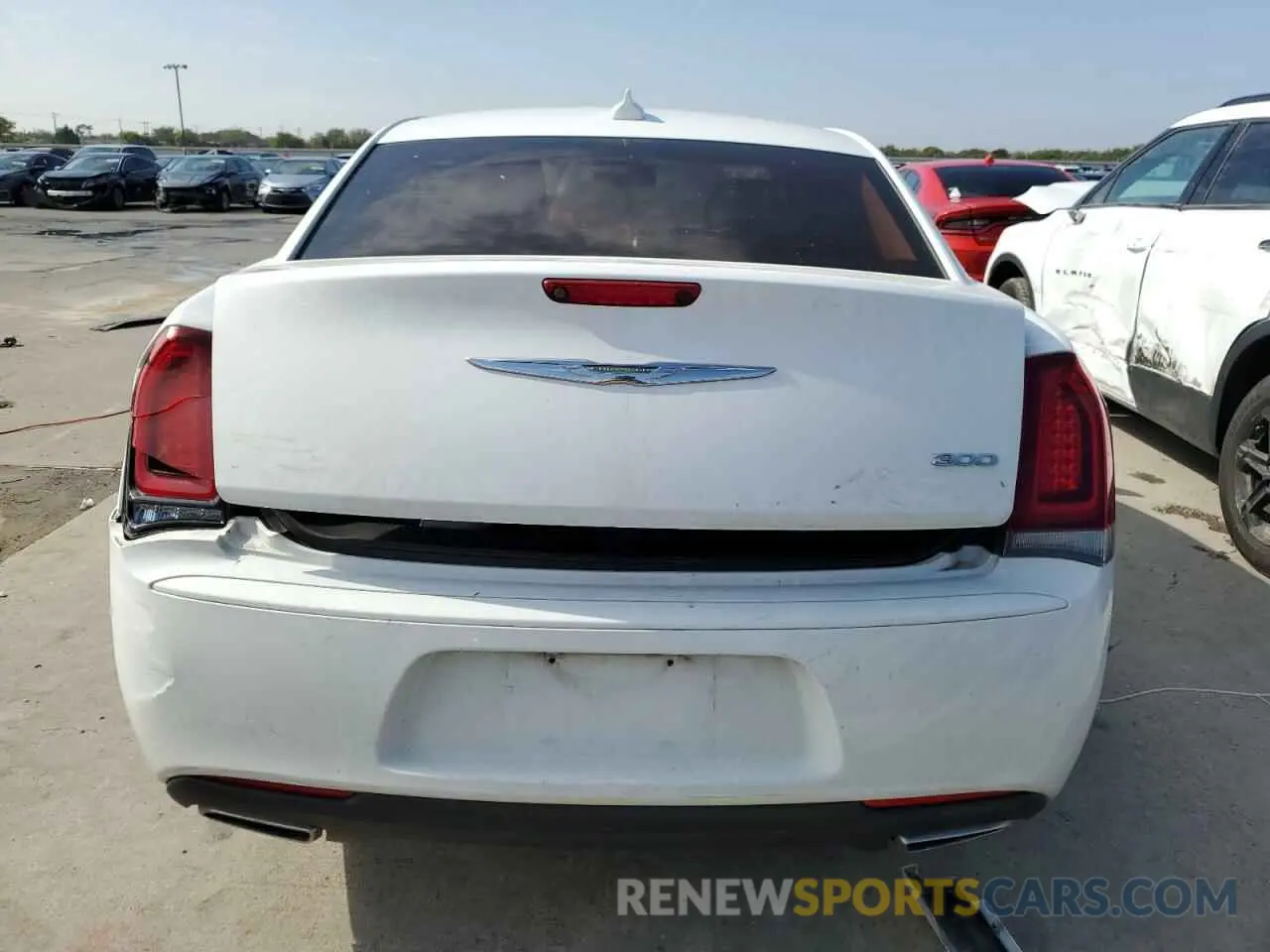 6 fotografías del automóvil dañado 2C3CCAAG5KH502608 CHRYSLER 300 2019