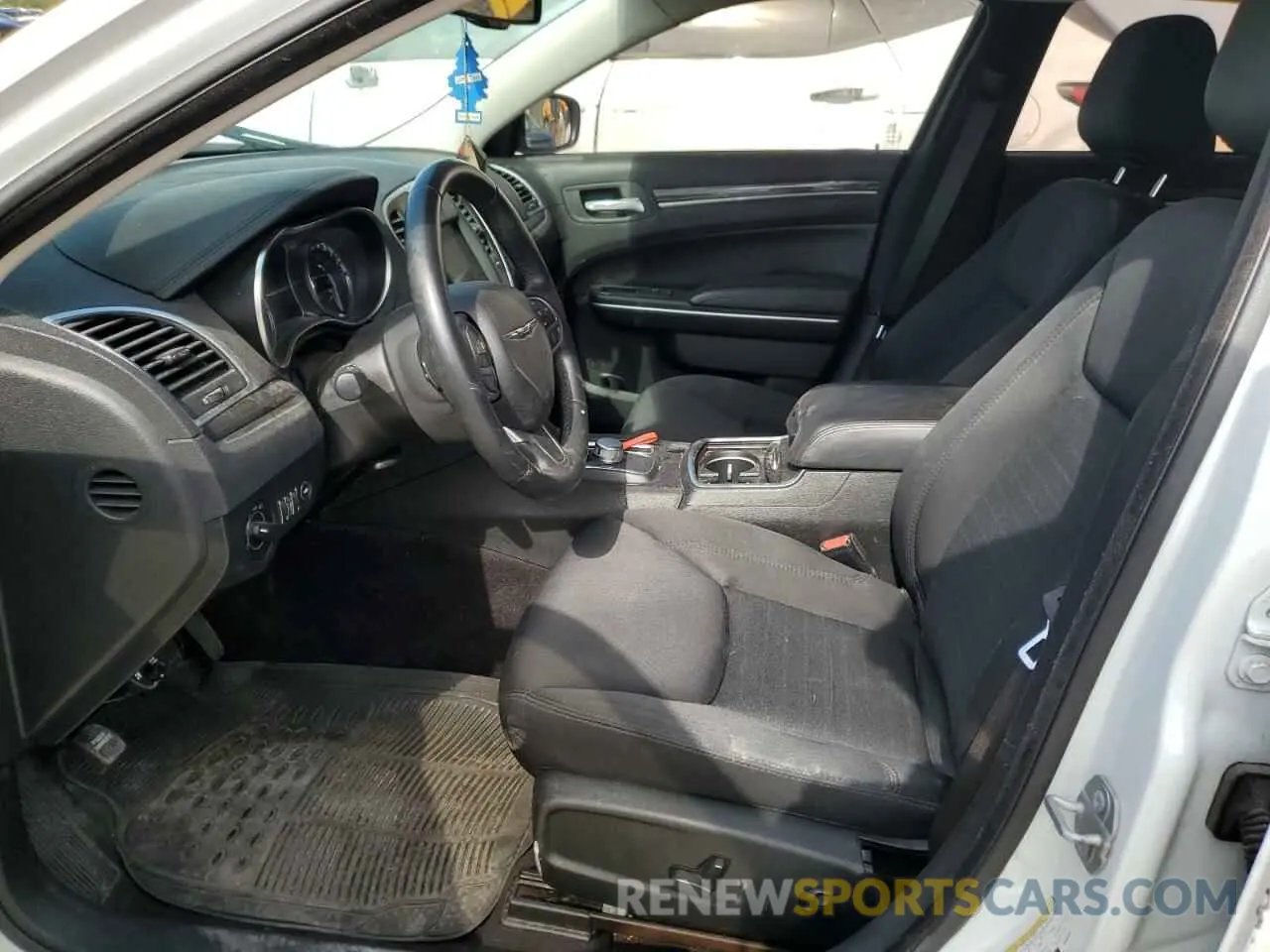 7 fotografías del automóvil dañado 2C3CCAAG5KH502608 CHRYSLER 300 2019