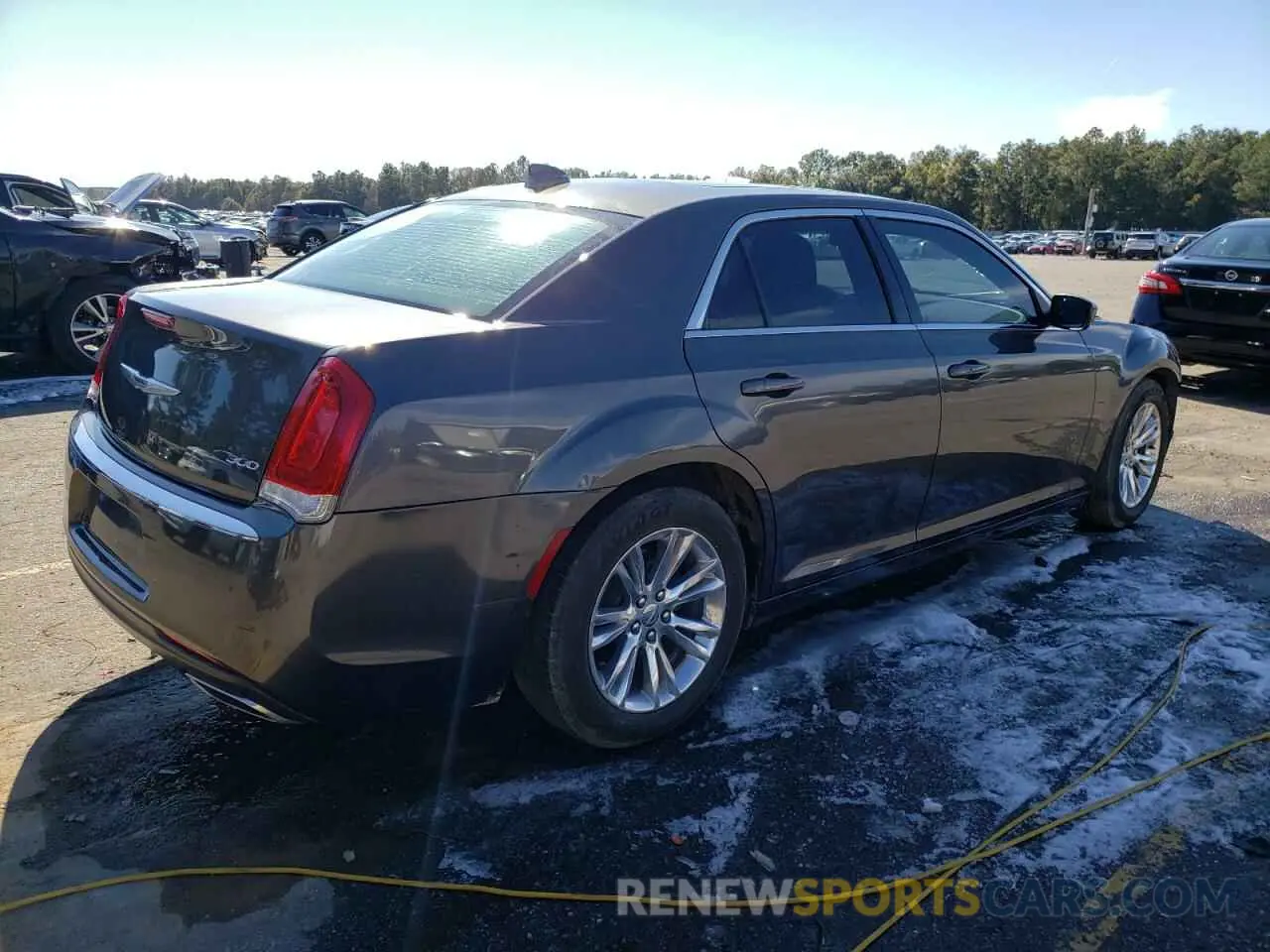 3 fotografías del automóvil dañado 2C3CCAAG5KH569015 CHRYSLER 300 2019