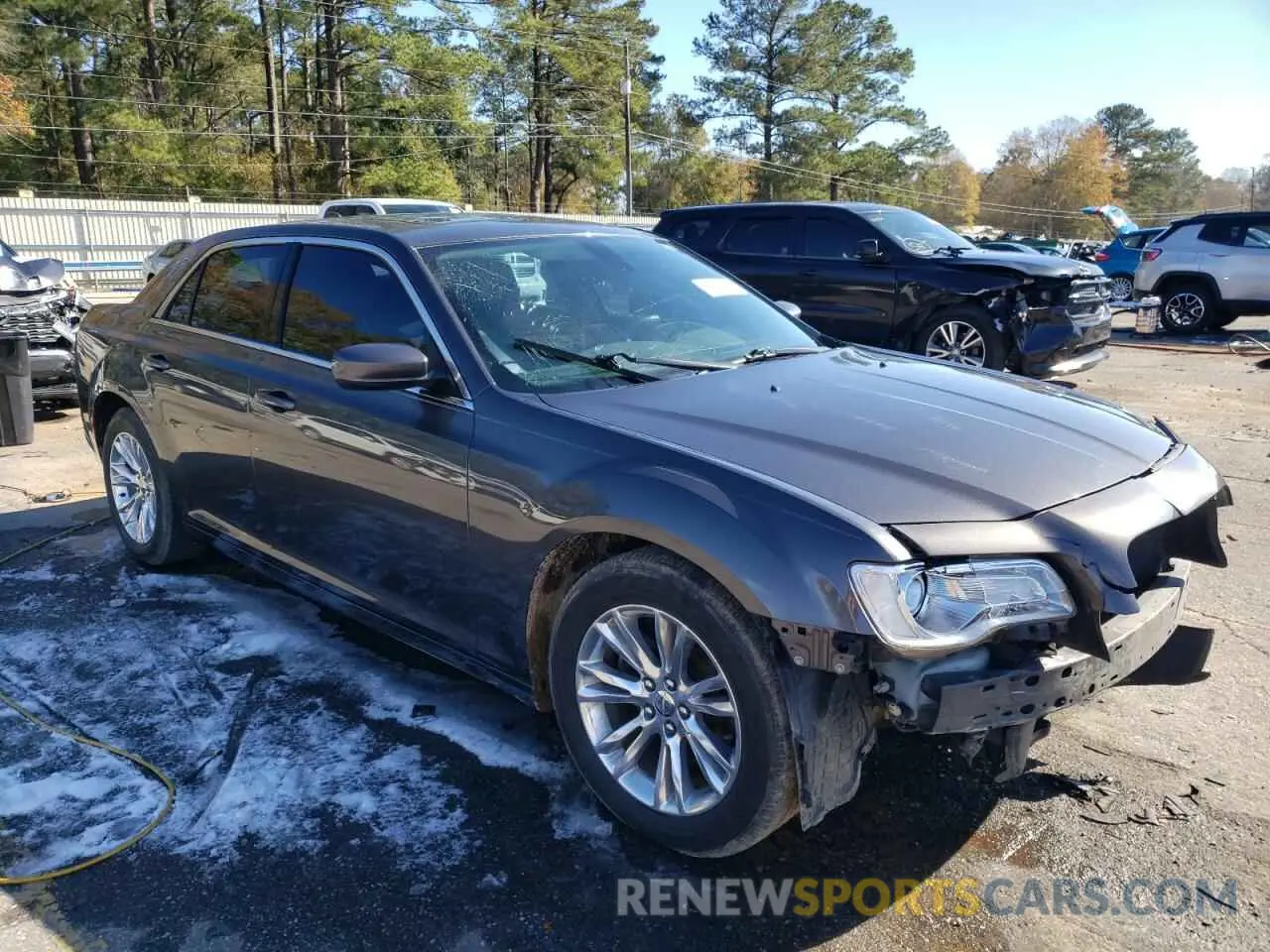 4 fotografías del automóvil dañado 2C3CCAAG5KH569015 CHRYSLER 300 2019
