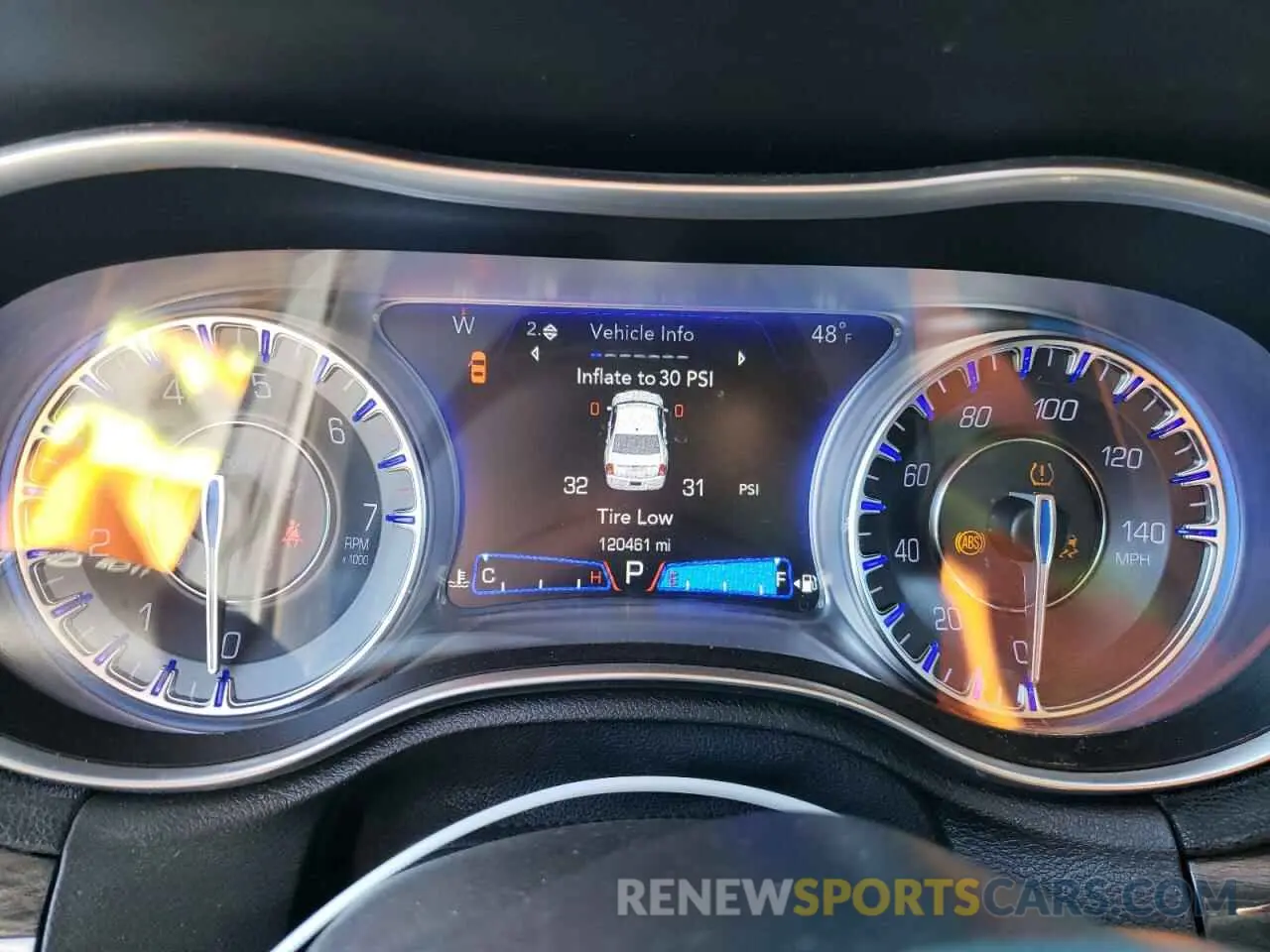 9 fotografías del automóvil dañado 2C3CCAAG5KH569015 CHRYSLER 300 2019