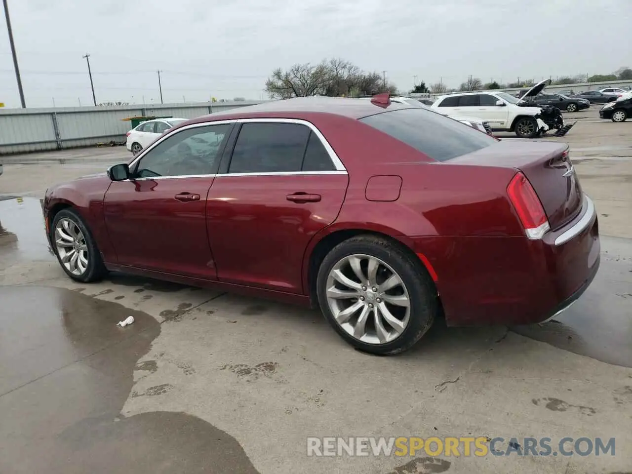 2 fotografías del automóvil dañado 2C3CCAAG5KH610419 CHRYSLER 300 2019