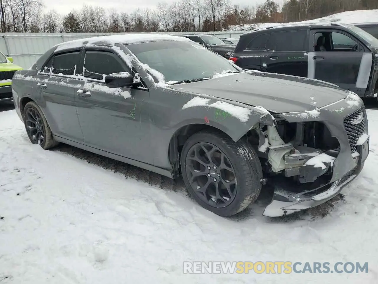 4 fotografías del automóvil dañado 2C3CCAAG6KH570271 CHRYSLER 300 2019