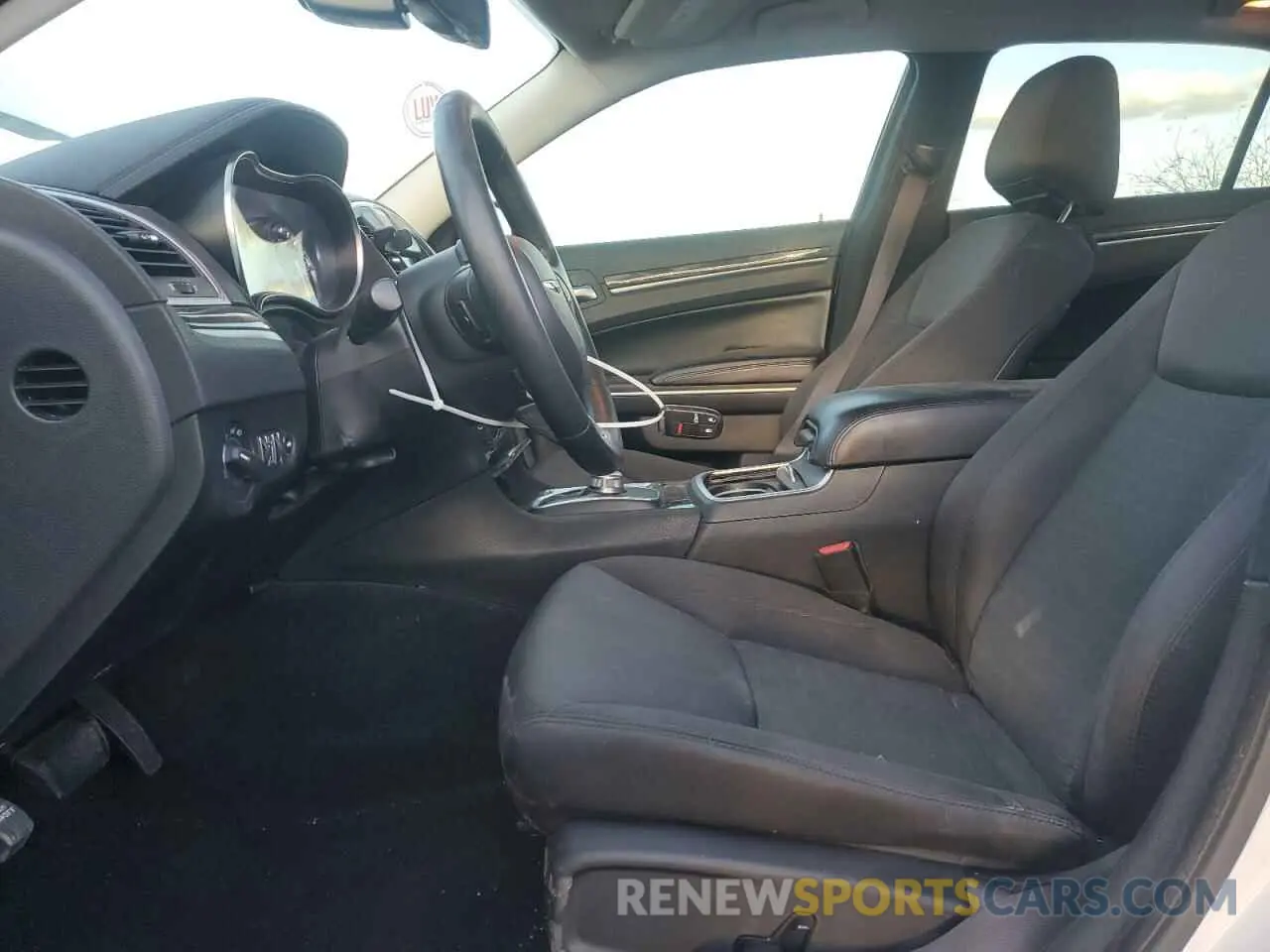 7 fotografías del automóvil dañado 2C3CCAAG6KH755579 CHRYSLER 300 2019