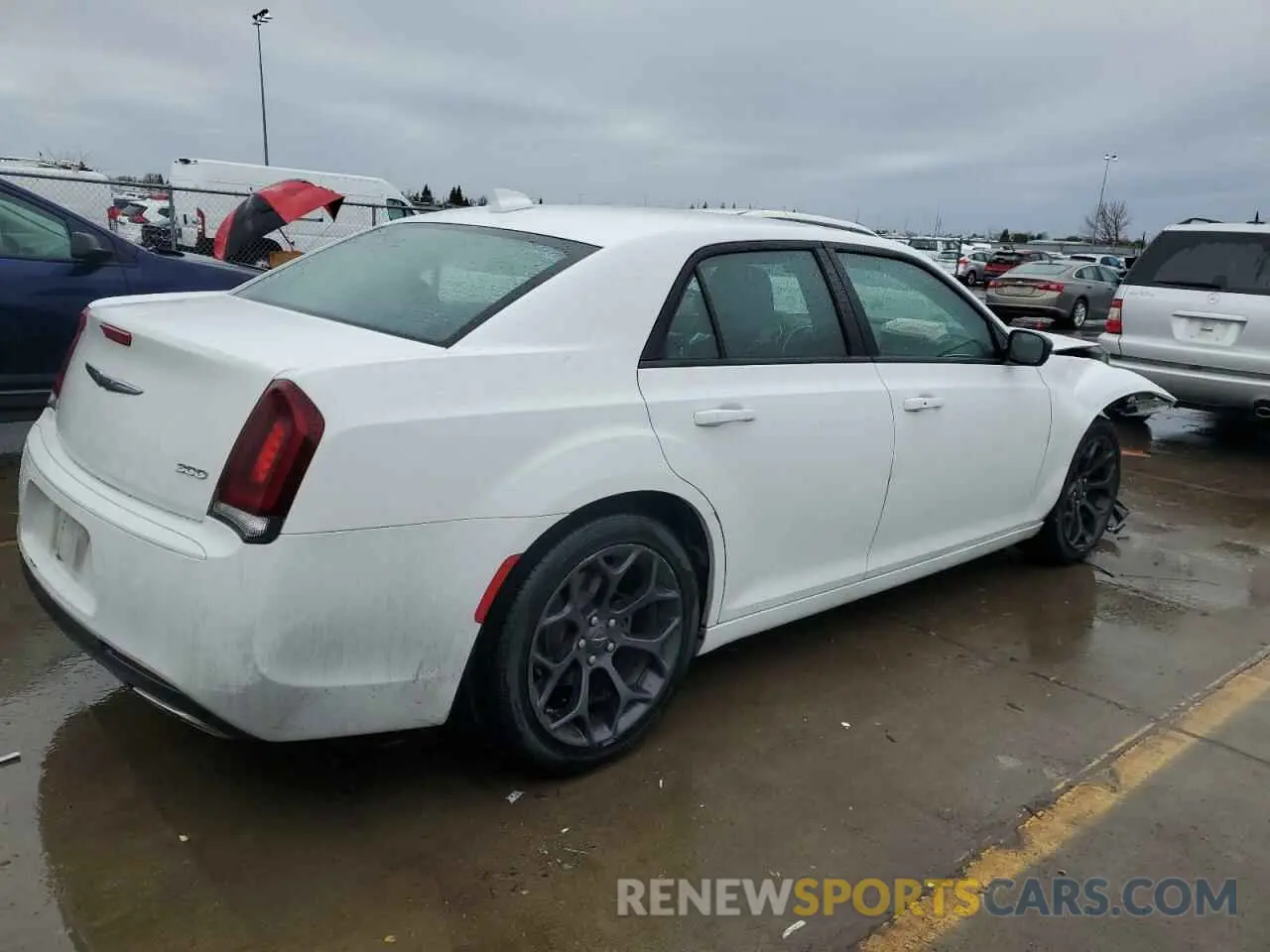 3 fotografías del automóvil dañado 2C3CCAAG7KH738645 CHRYSLER 300 2019