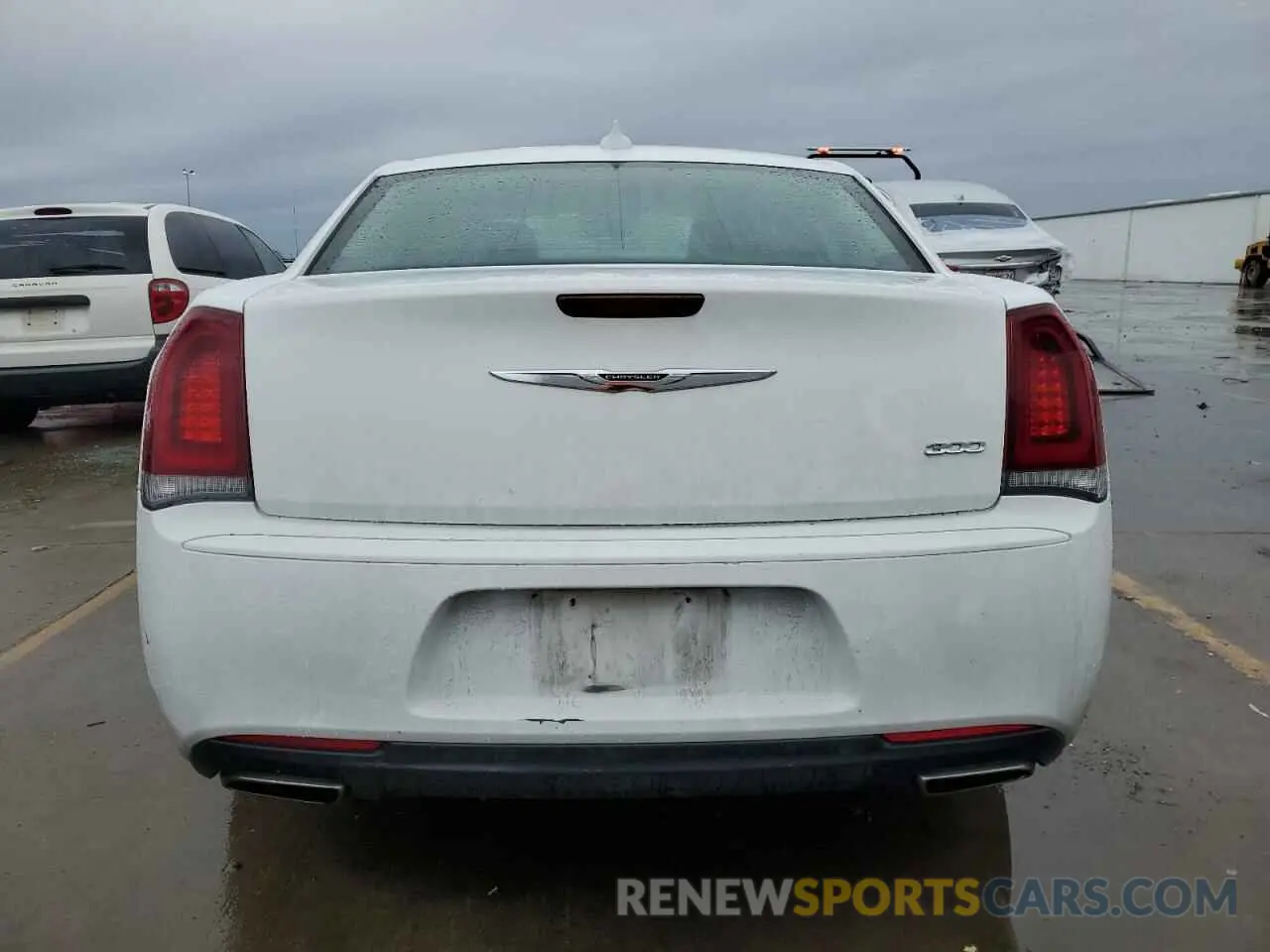 6 fotografías del automóvil dañado 2C3CCAAG7KH738645 CHRYSLER 300 2019