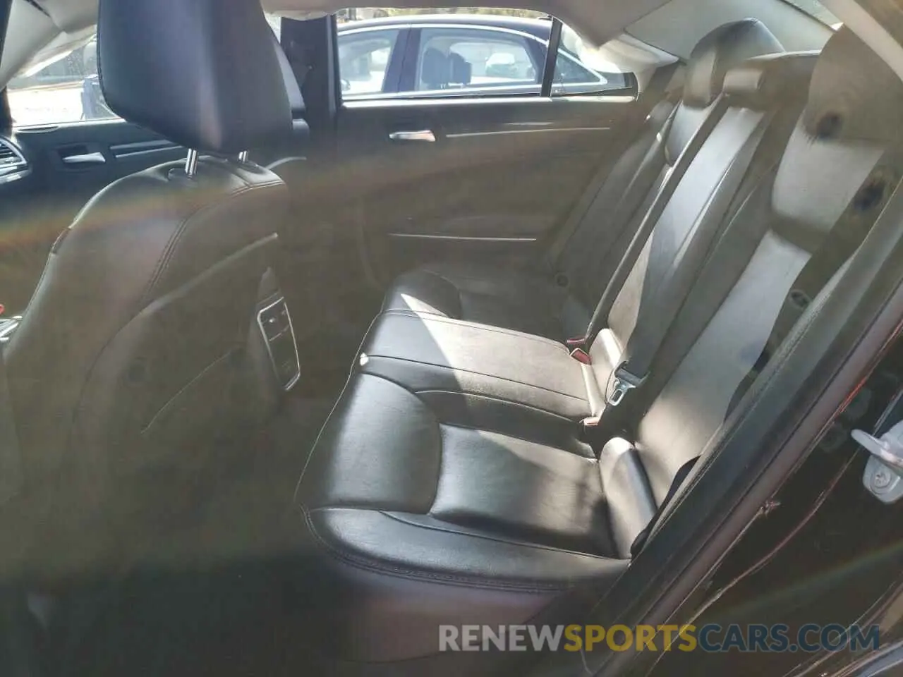 10 fotografías del automóvil dañado 2C3CCAAG8KH517183 CHRYSLER 300 2019