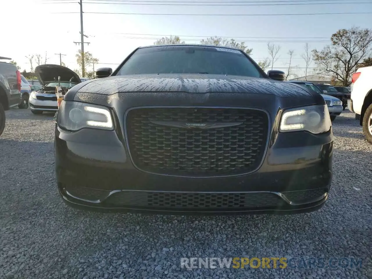 5 fotografías del automóvil dañado 2C3CCAAG8KH601892 CHRYSLER 300 2019