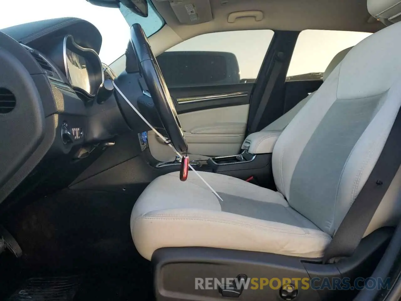 7 fotografías del automóvil dañado 2C3CCAAG8KH601892 CHRYSLER 300 2019